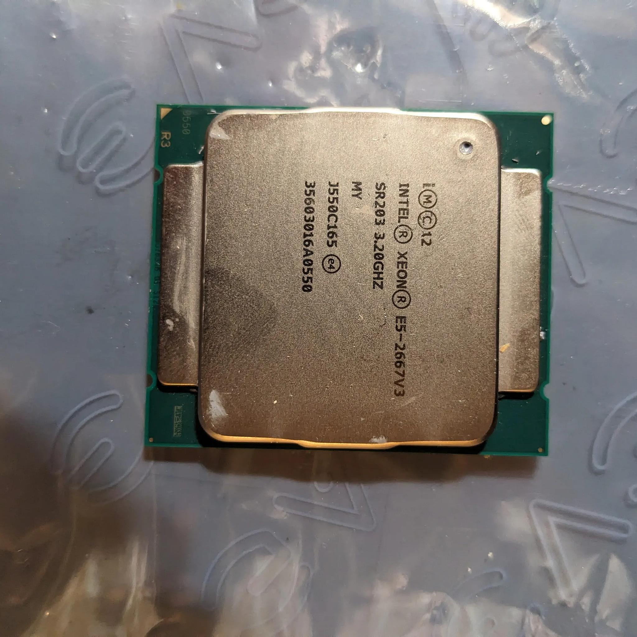 Intel Xeon E5-2667V3 -Socket 2011- 8 Cores - 3.6GHz Max Turbo