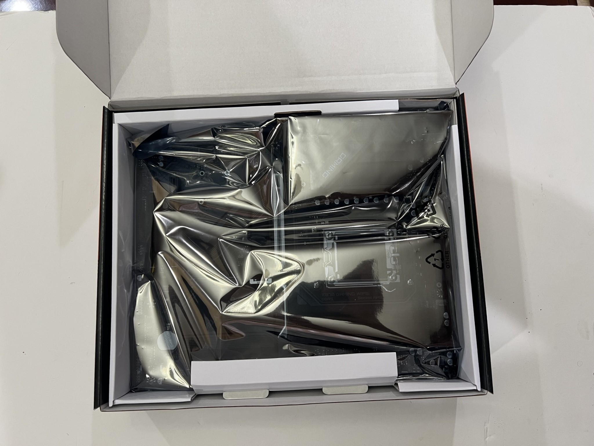 GIGABYTE X870 GAMING WIFI6