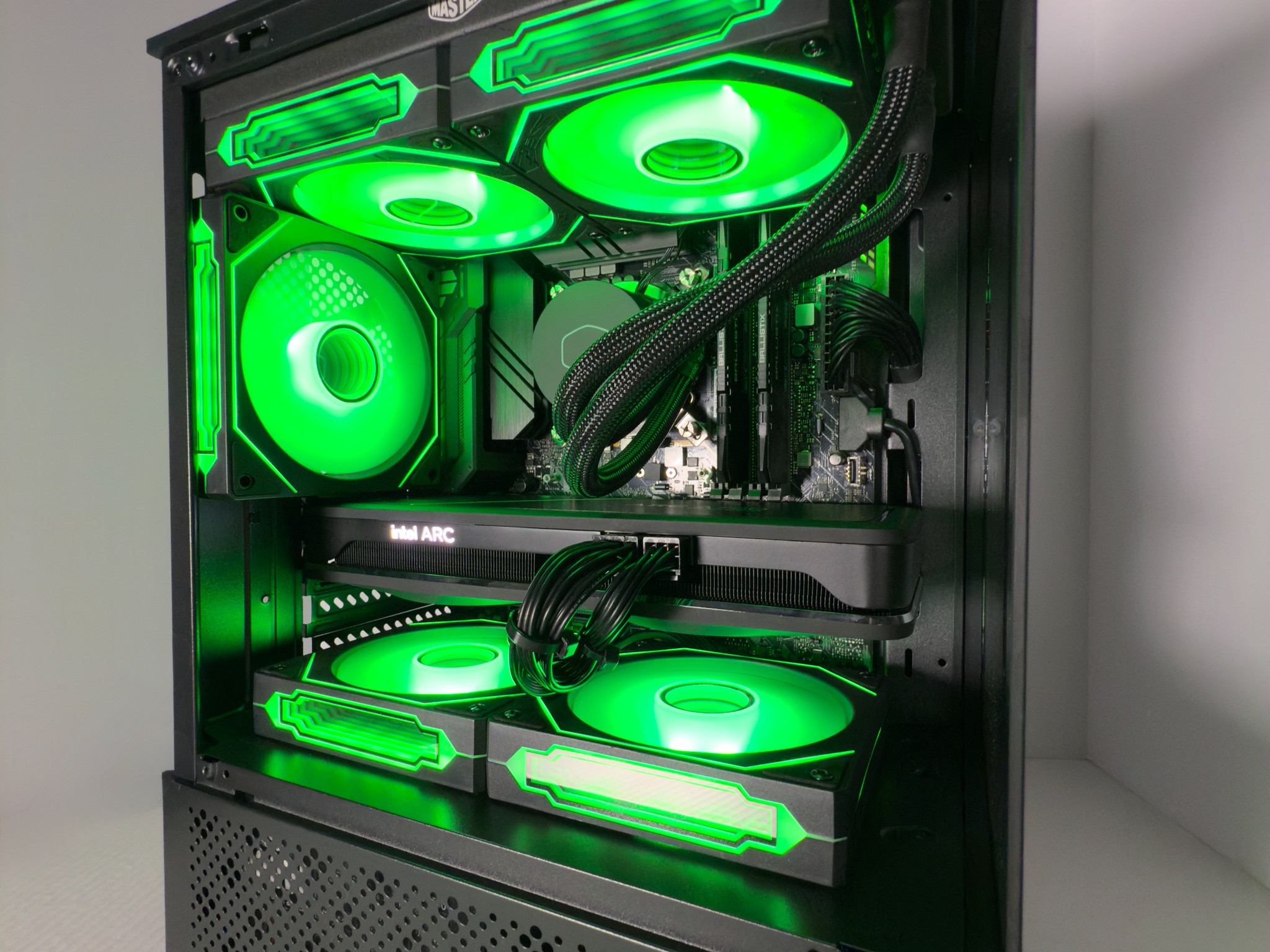 PixelForge Mini 1080p/1440p | i5-10400F | Arc A750 8GB | 16GB DDR4 | 512GB NVMe | WIFI + BT