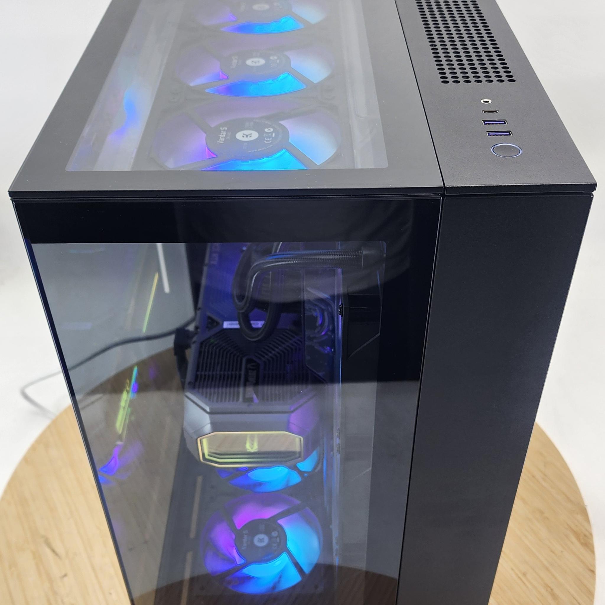 Gaming PC Ryzen 9 7950X3D 32GB RAM 4TB SSD 5070 Ti 16GB Windows 11 Computer