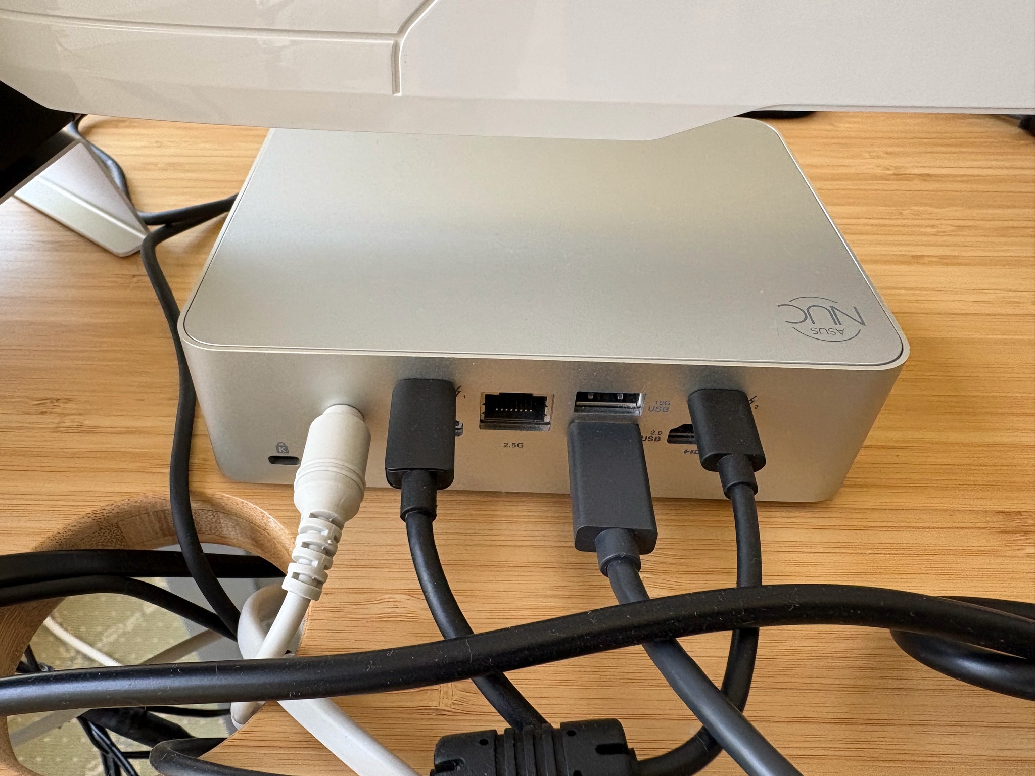ASUS NUC 15 Pro Plus Mini PC (NUC15CRS)
