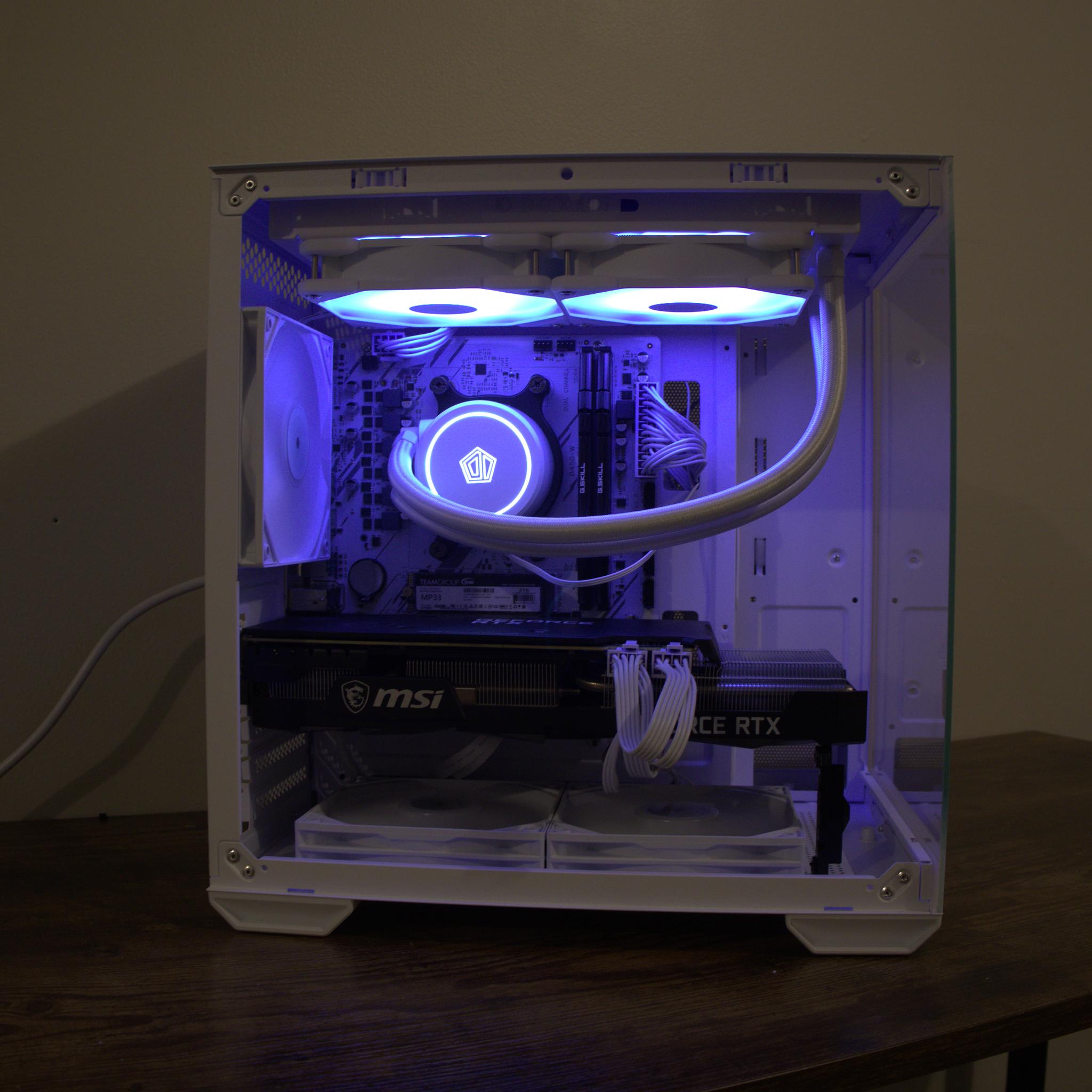 WHITE GAMING PC | RTX 3070 8gb | Ryzen 5 5600gt | 32 gb DDR4 Ram | 2 tb NVME SSD | Windows 11 + WIFI