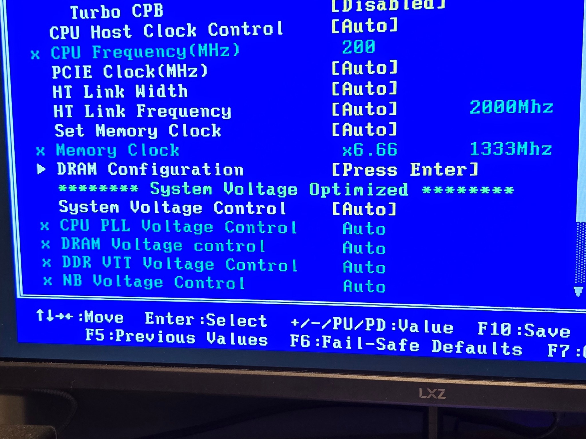 Gigabyte GA-990FXA-UD5 Bundle