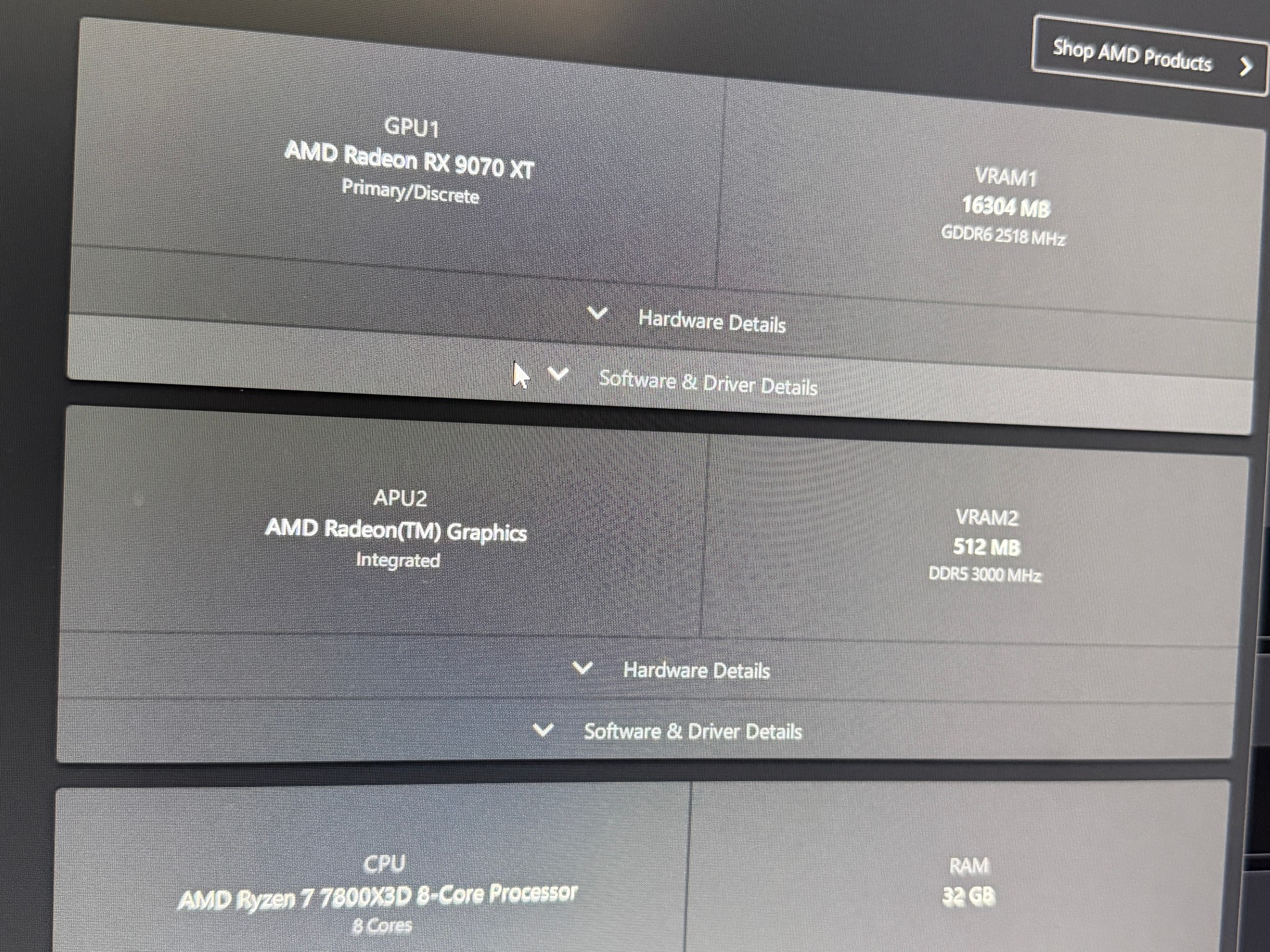 Ryzen 7 7800X3D + RX 9070 XT 16GB