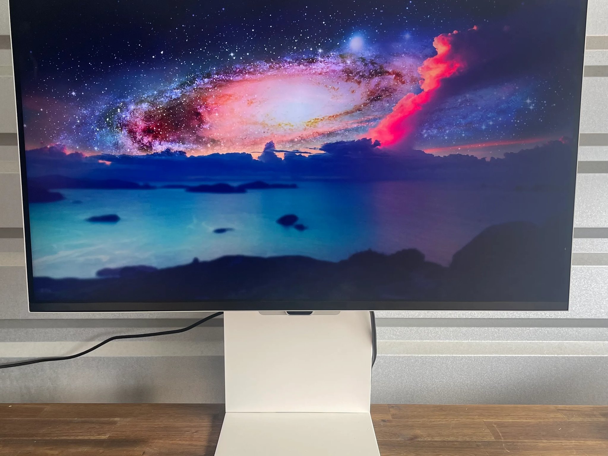 Samsung 27" ViewFinity S9 5K 60Hz Monitor
