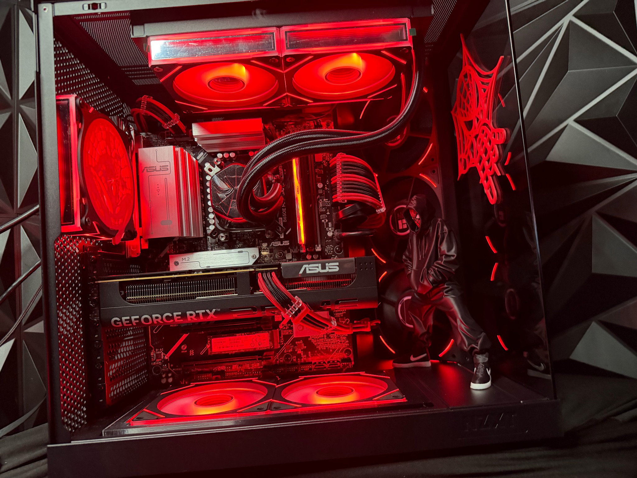🕷️🕸️ WEB SLINGER 🕸️🕷️Ryzen 5 9600X| RTX 5060| 16 GB DDR5| 1.5 TB NVMe| 650W PSU