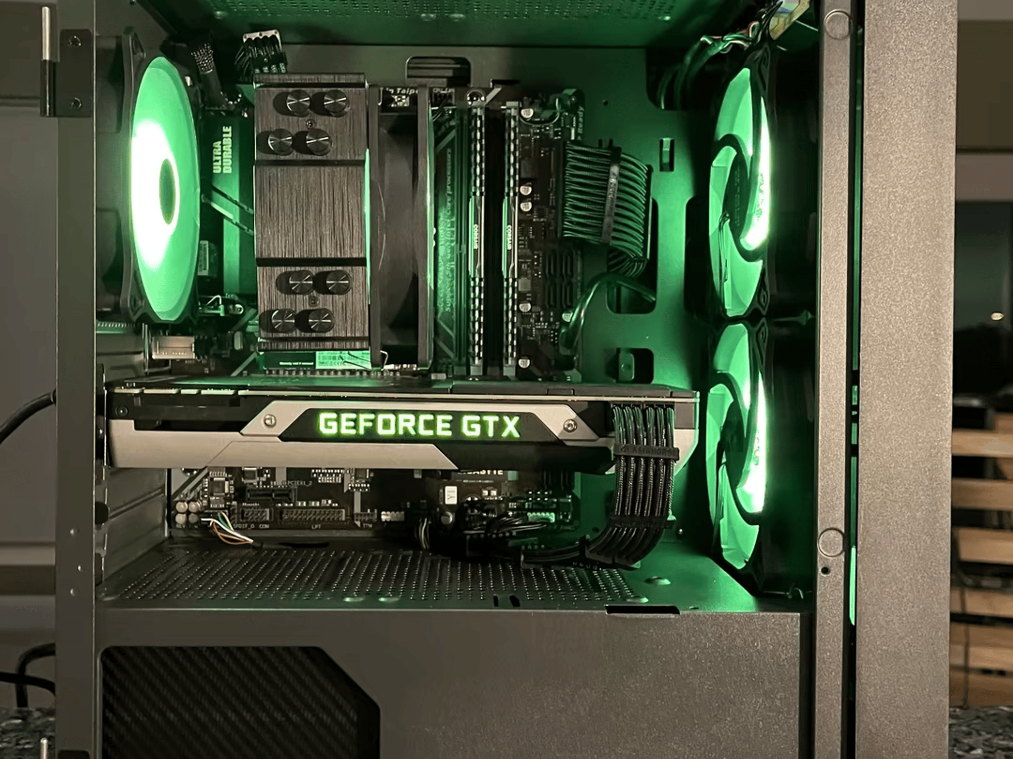 Carbon Compact// i5-9600k, GTX 970 4gb Budget Gaming PC