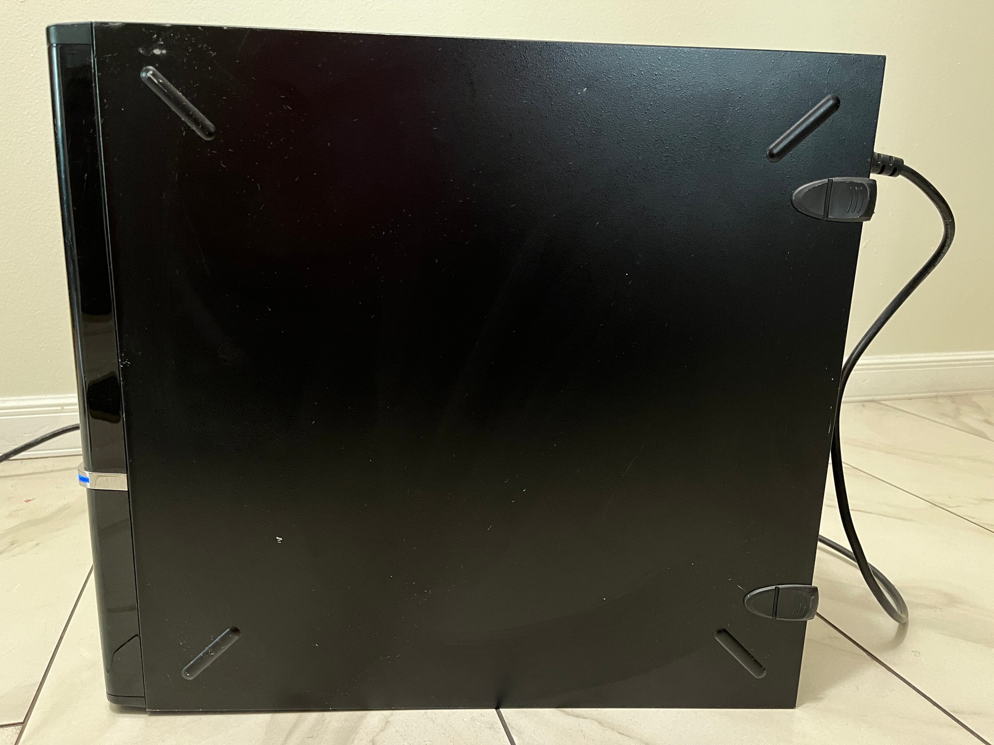 AMD RX 7800 XT 16GB, AMD Ryzen 5 7600x, 16GB RAM, 1TB SSD - High FPS Office Gaming PC w/ Wi-Fi & BT