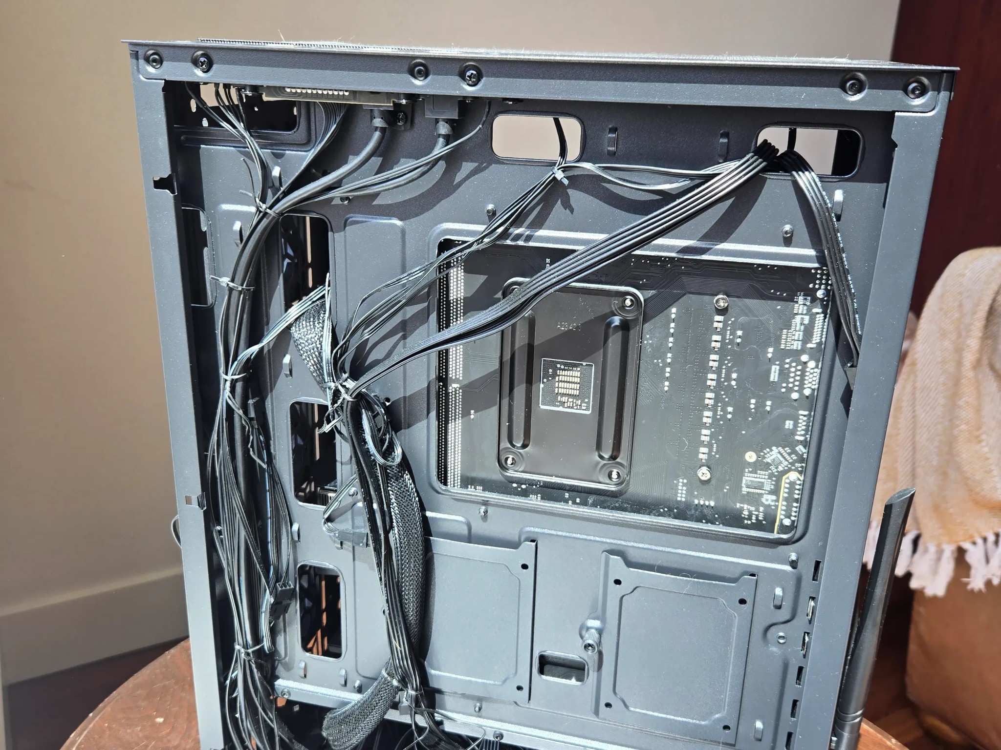 Gigabyte Aorus 5700xt, 32 gb ddR4, Samsung 980 1Tb SSD, Ryzen 7 3700x
