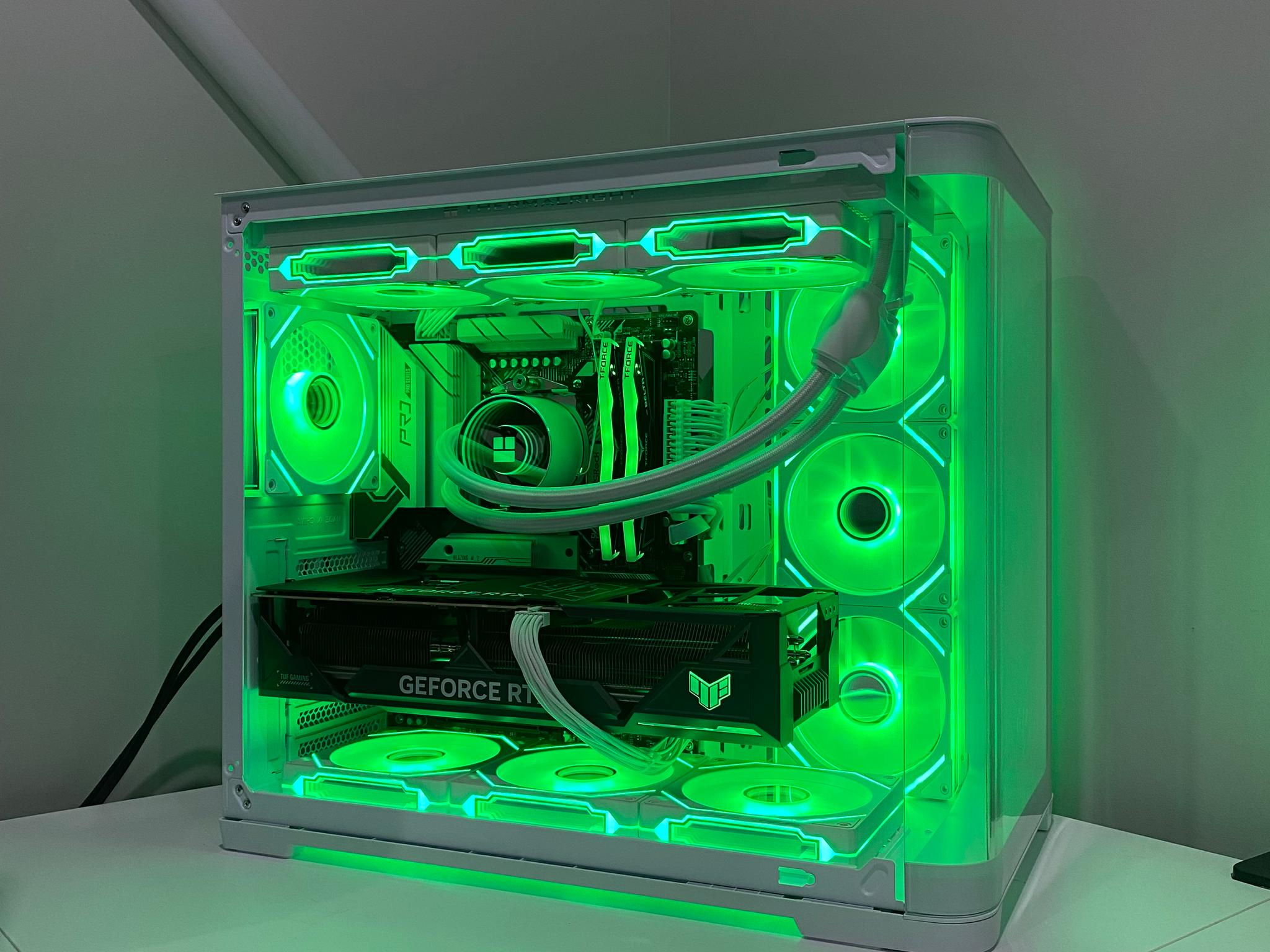 RTX 4080 Super | Ryzen 7 7800X3D | 32GB DDR5 RAM | Gaming pc