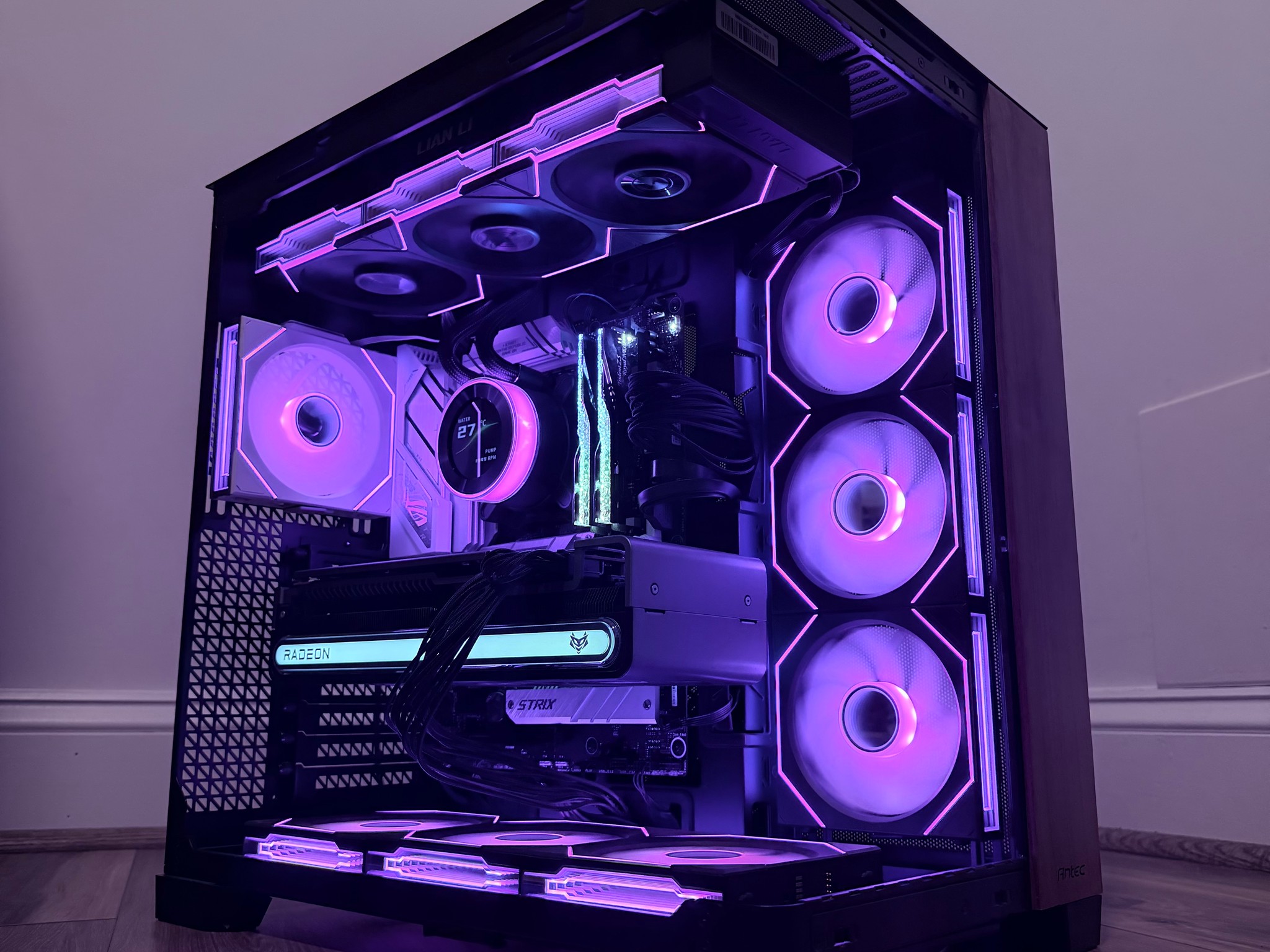 🟣"VoidWalker "🟣| 4k Gaming | Ryzen 7 9800X3D | RX 7900 XT 20GB | 32B DDR5 Ram | 2TB Storage