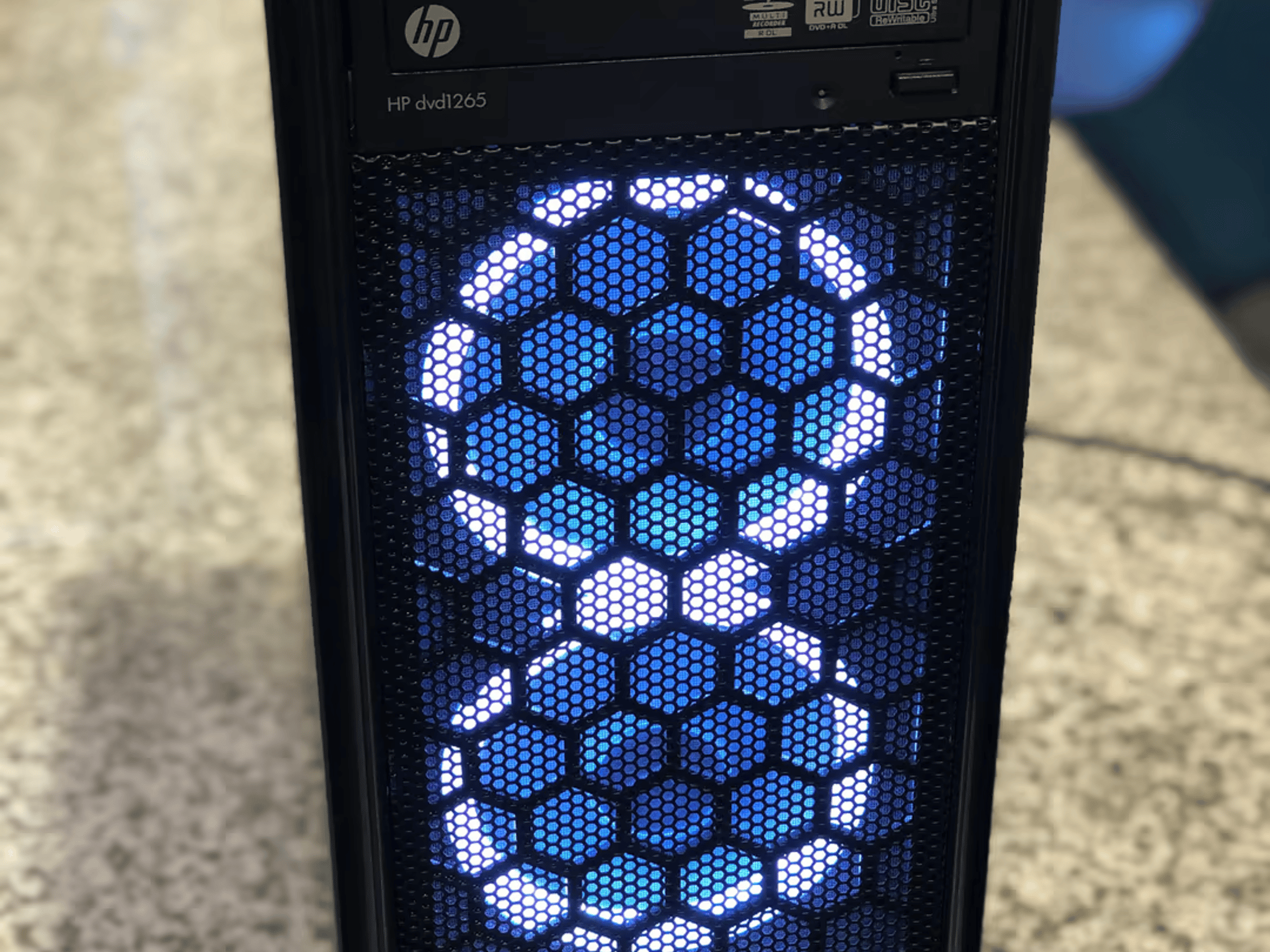 GTX 1650 Super/ Ryzen 5 2600x/ TUF B450 plus Custom PC