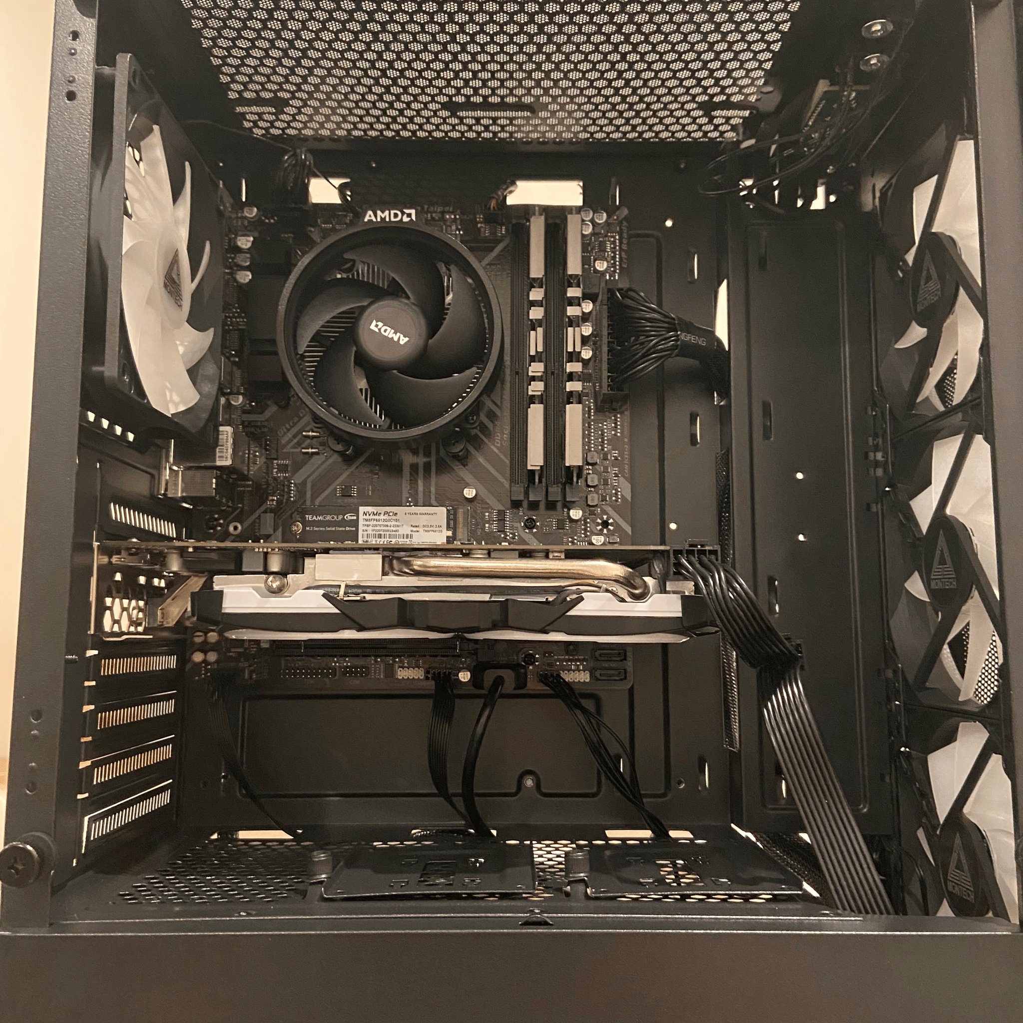 Ryzen 5 - 16 GB RAM - 8GB Radeon RX570