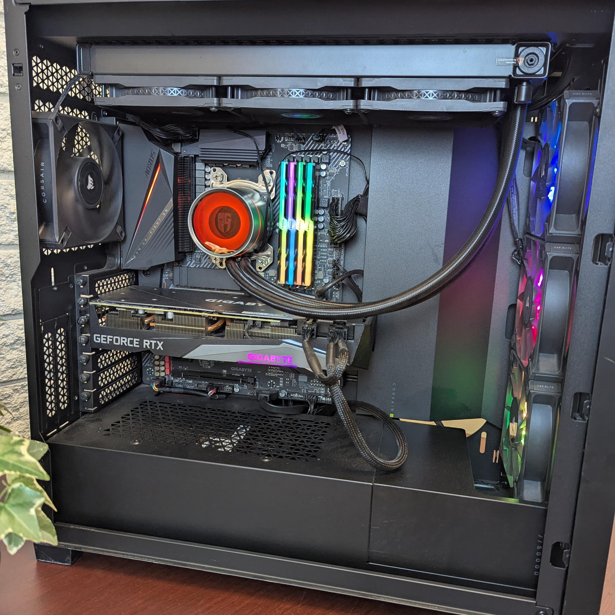 Ryzen 7 3700X | RTX 3070 | 32GB DDR4 3200 | 1.25TB Storage |