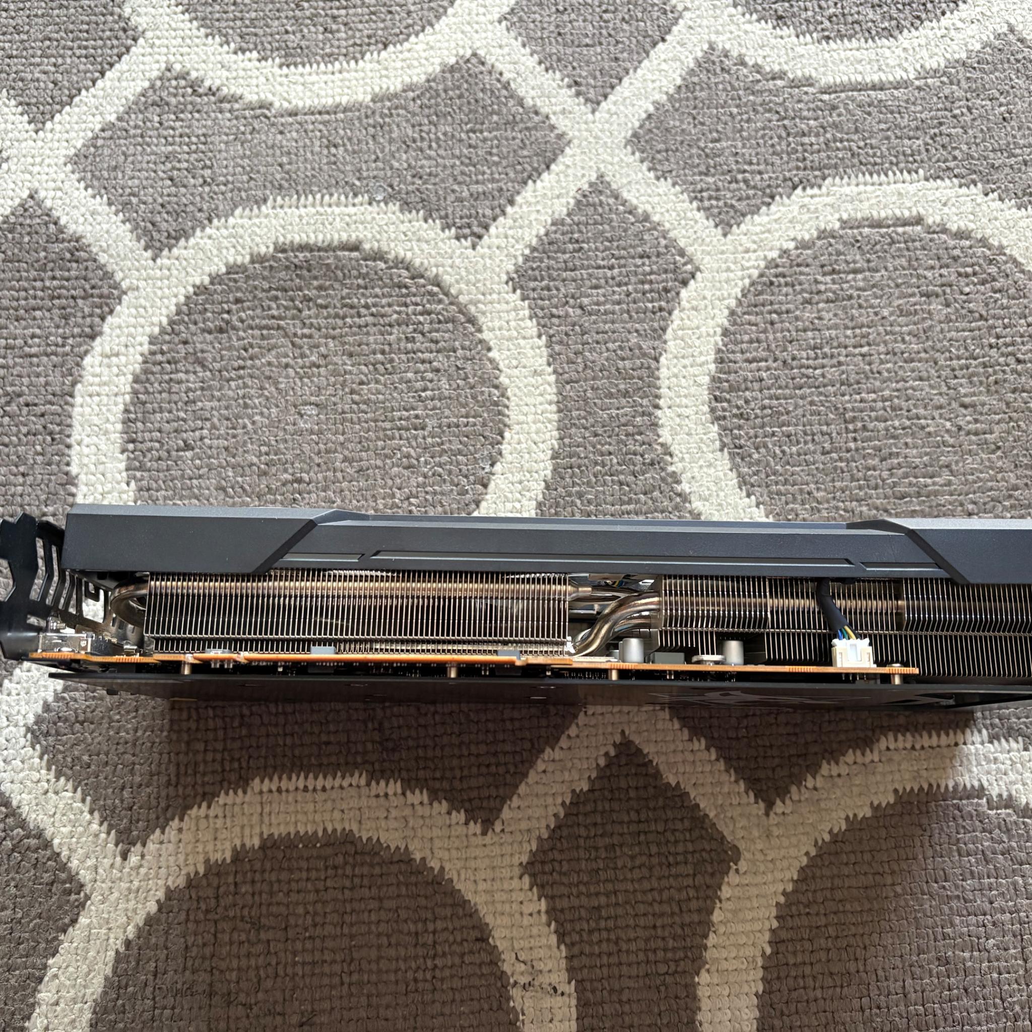 PowerColor Hellhound AMD Radeon RX 6700 XT 12GB