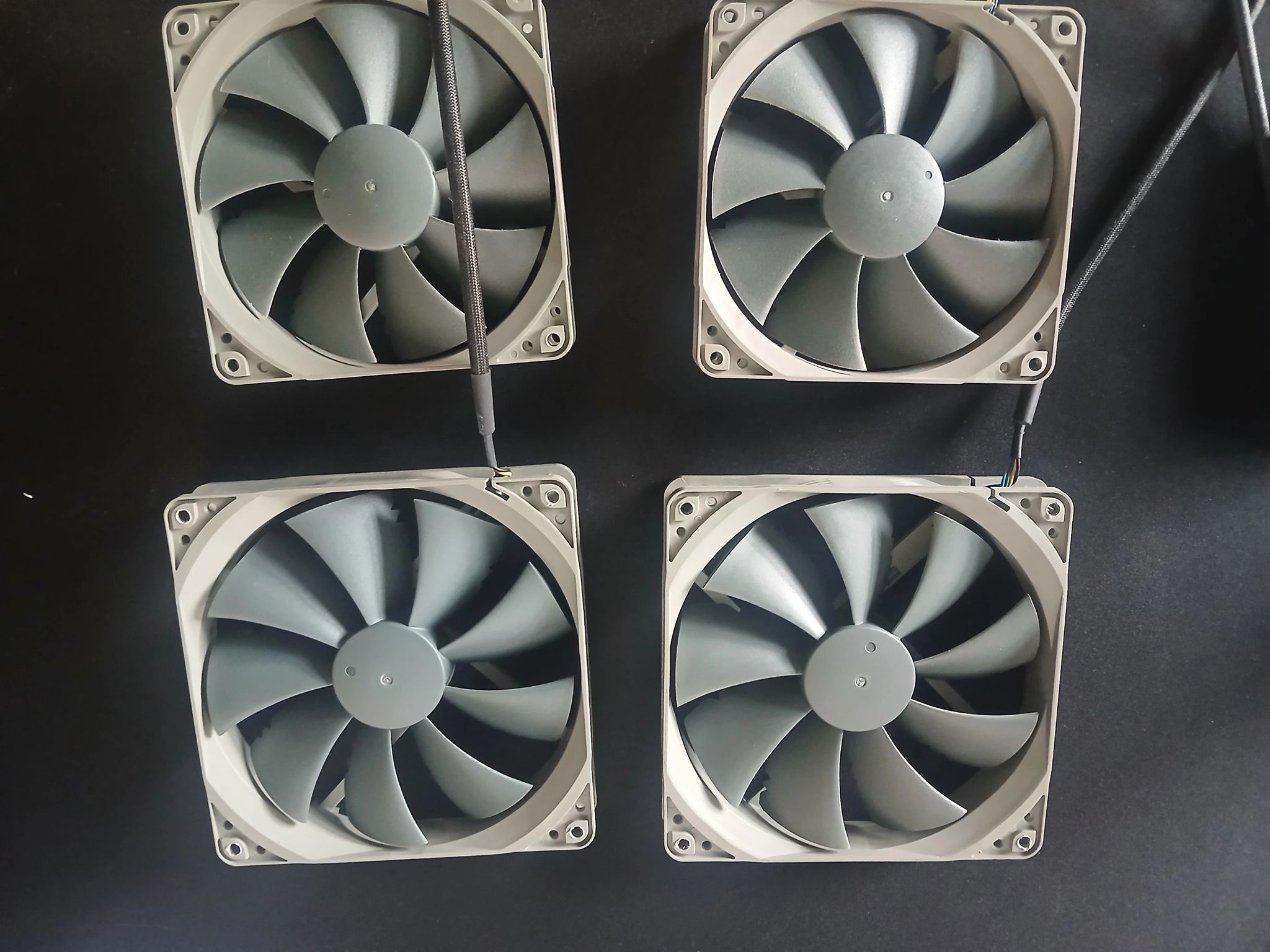 Sets of Noctua case fans 120mm and 140mm