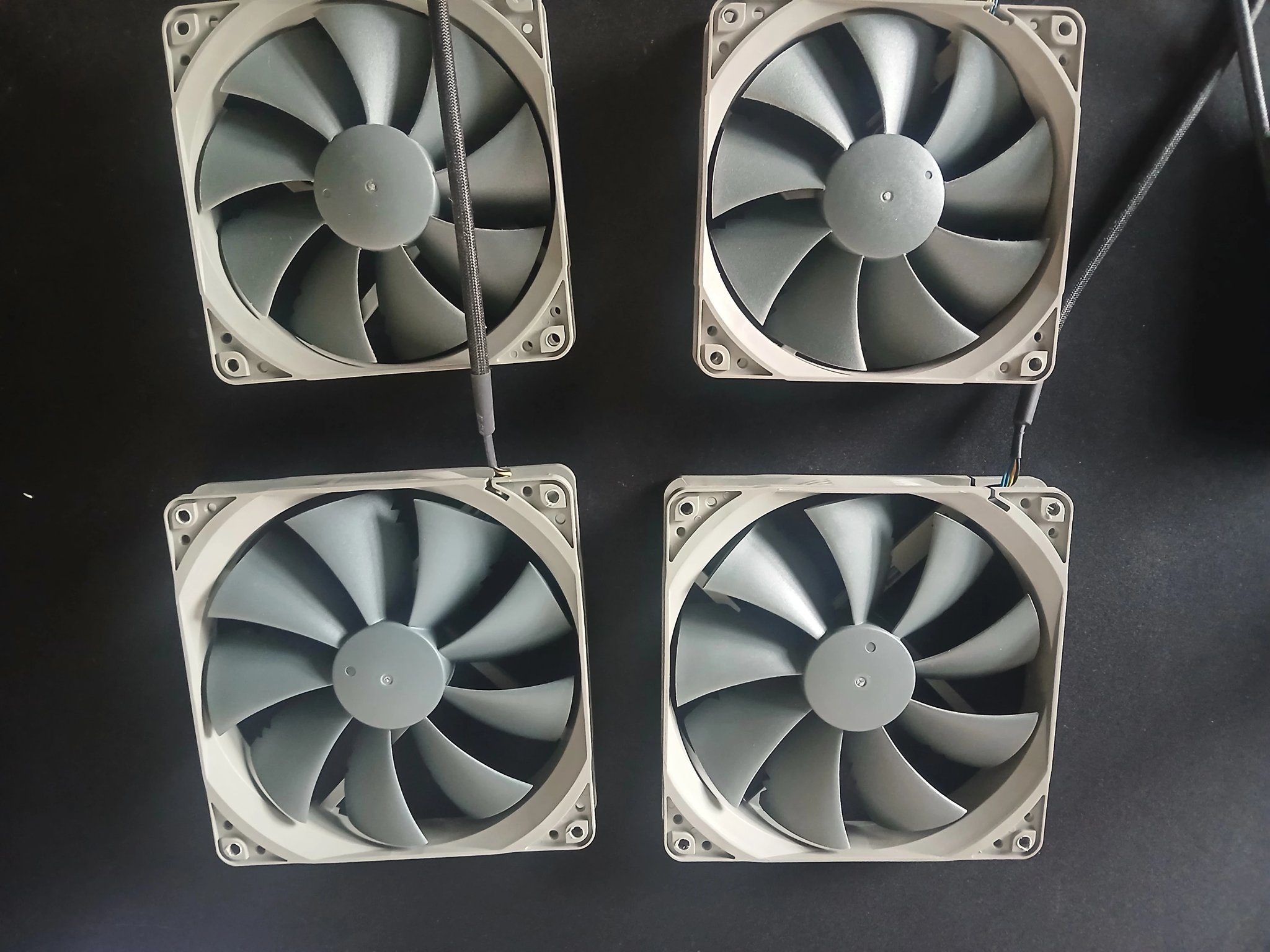 Sets of Noctua case fans 120mm and 140mm
