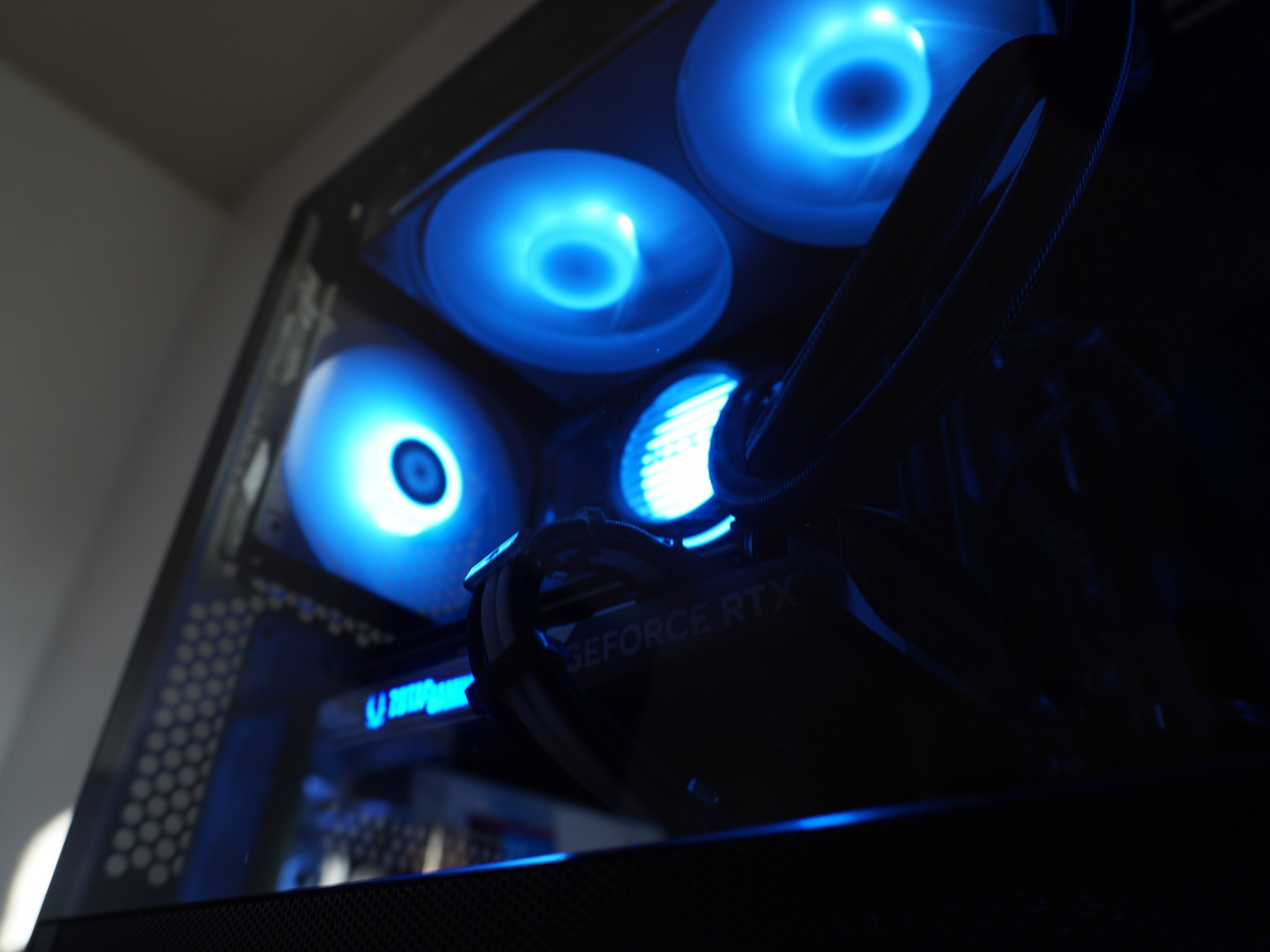 CLEAN NZXT STEALTH GAMING PC