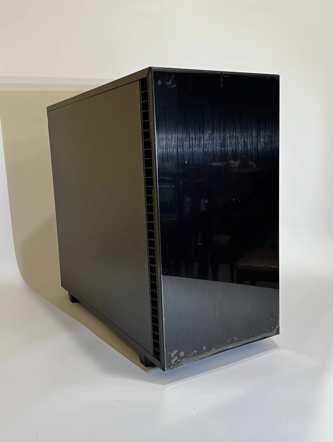 Fractal Design Define 7 Black Brushed Aluminum / Steel E-ATX Silent Modular Mid Tower Computer Case