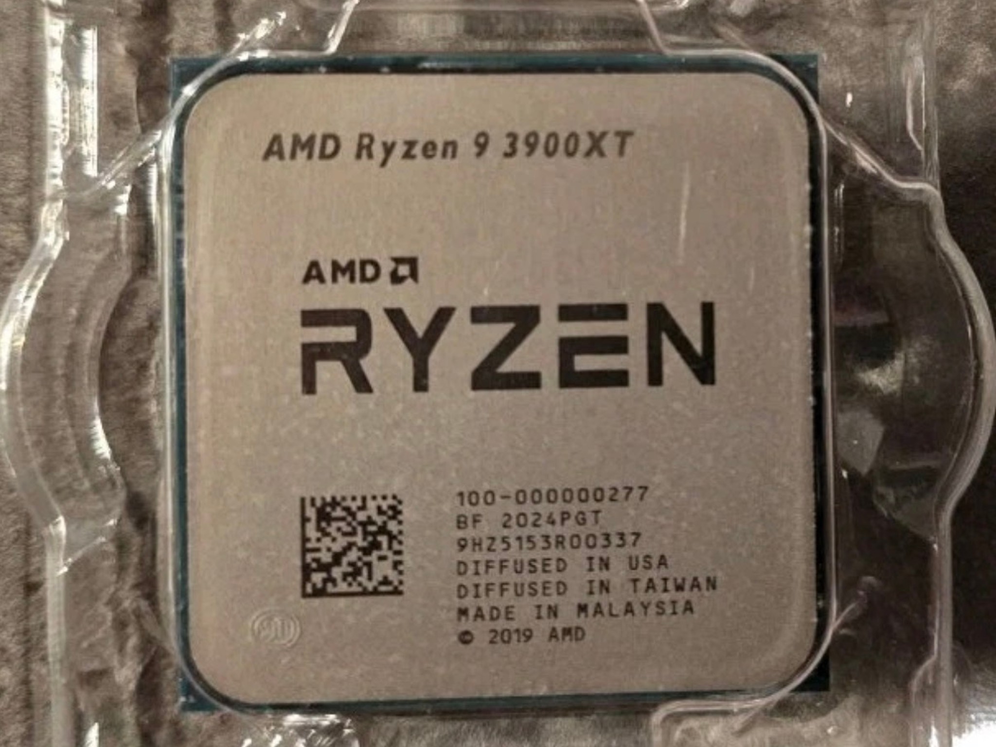 AMD Ryzen 9 3900XT