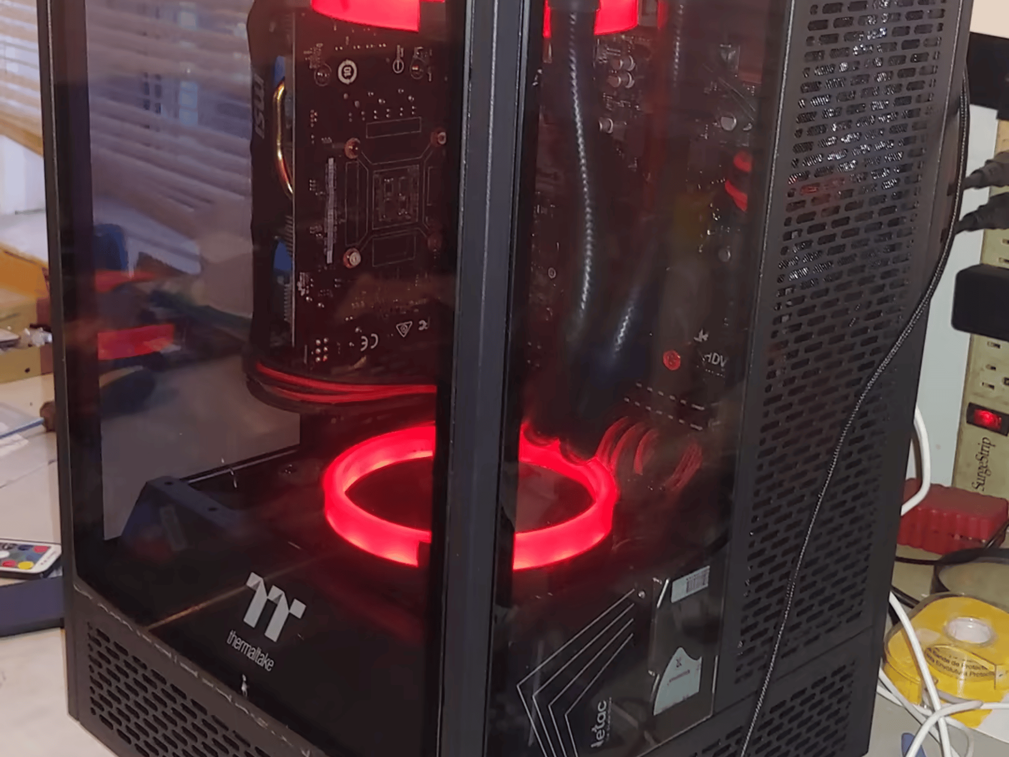 Mini ITX GTX 1650 256SSD 2TB HD Water Cooled Thermaltake Tower 100