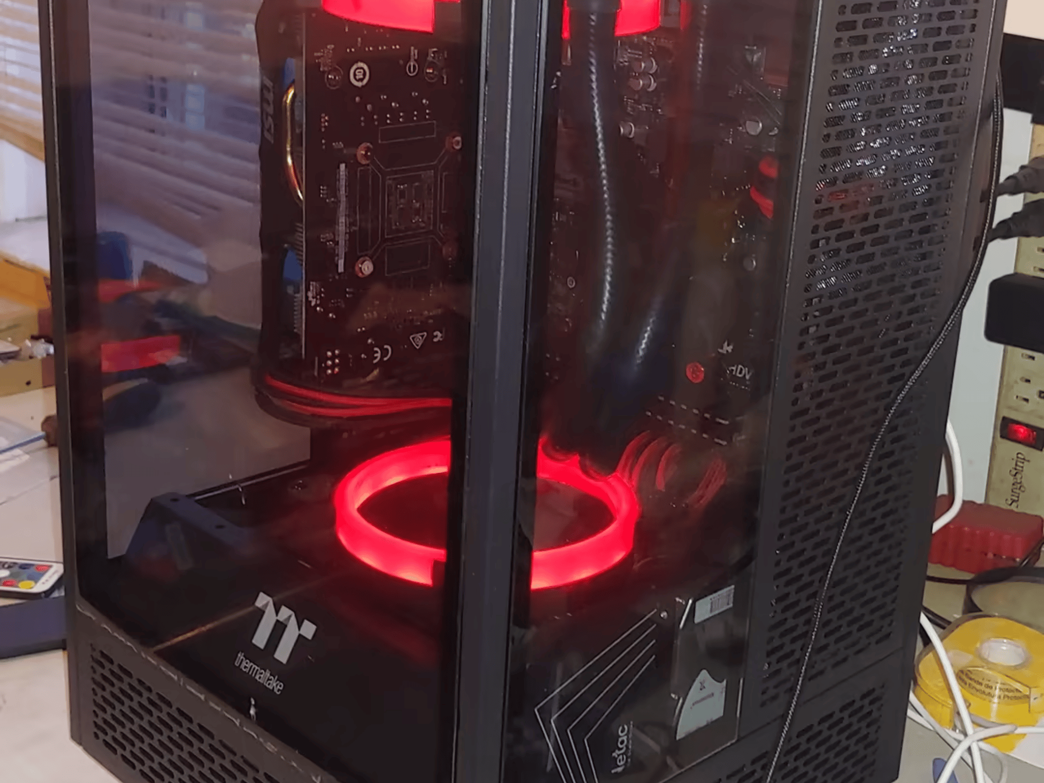 Mini ITX GTX 1650 256SSD 2TB HD Water Cooled Thermaltake Tower 100