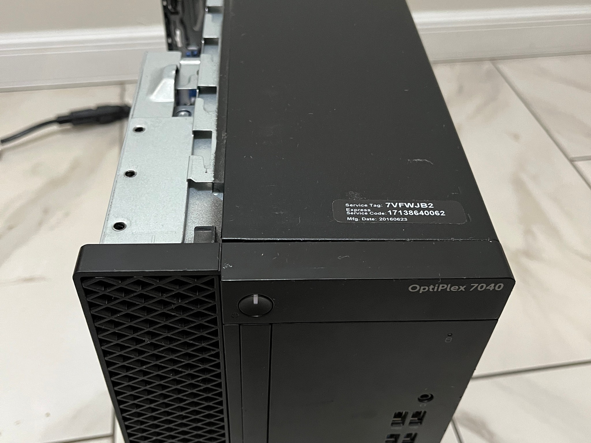 NVIDIA RTX 2060 SUPER, Intel i7-6700, 16GB RAM, 750GB Storage