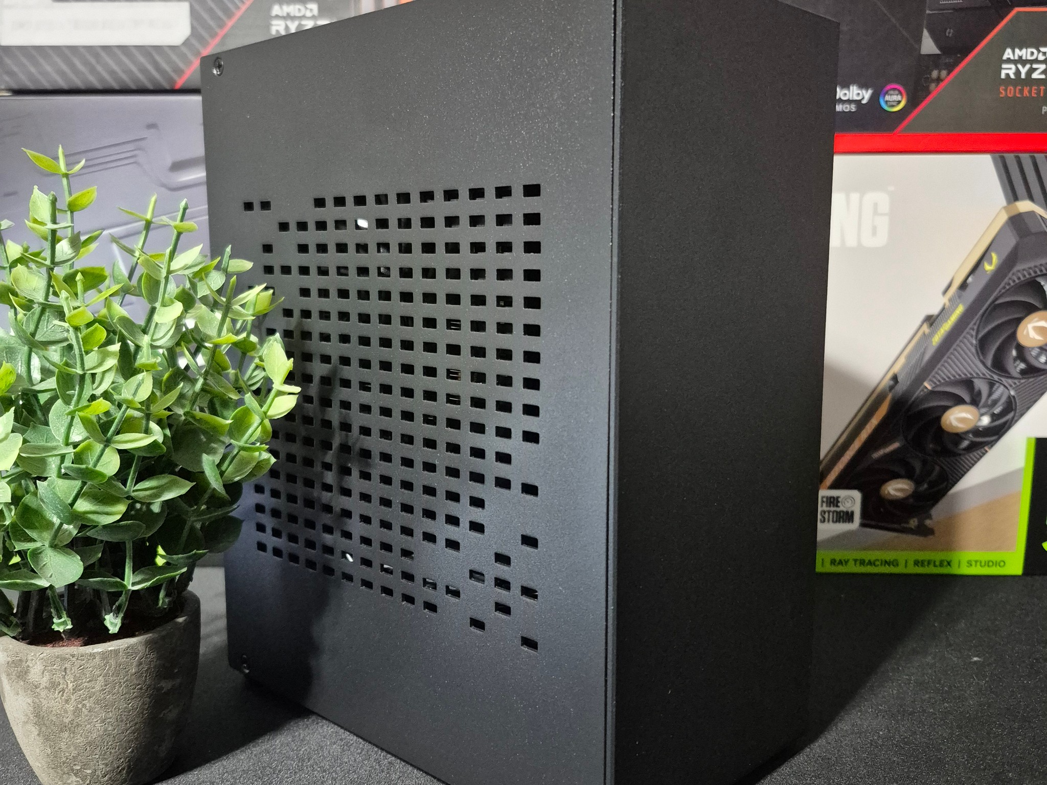 Ryzen 5 5500 | RTX 3050 8GB | 16GB RAM | 500GB NVMe