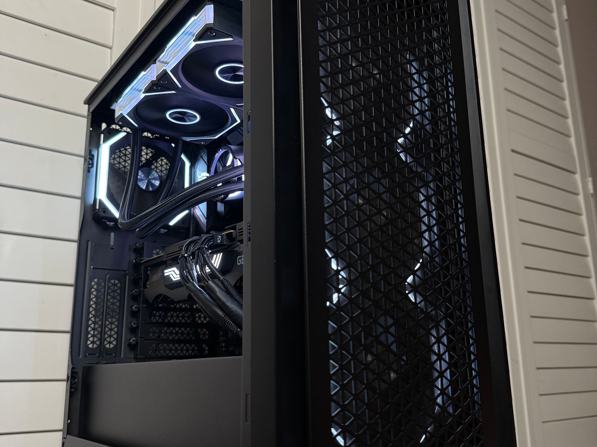 🖤 “Obsidian” — High-End Gaming PC | RTX 3080 Ti 12GB | Ryzen 7 5800X | 32GB Ram