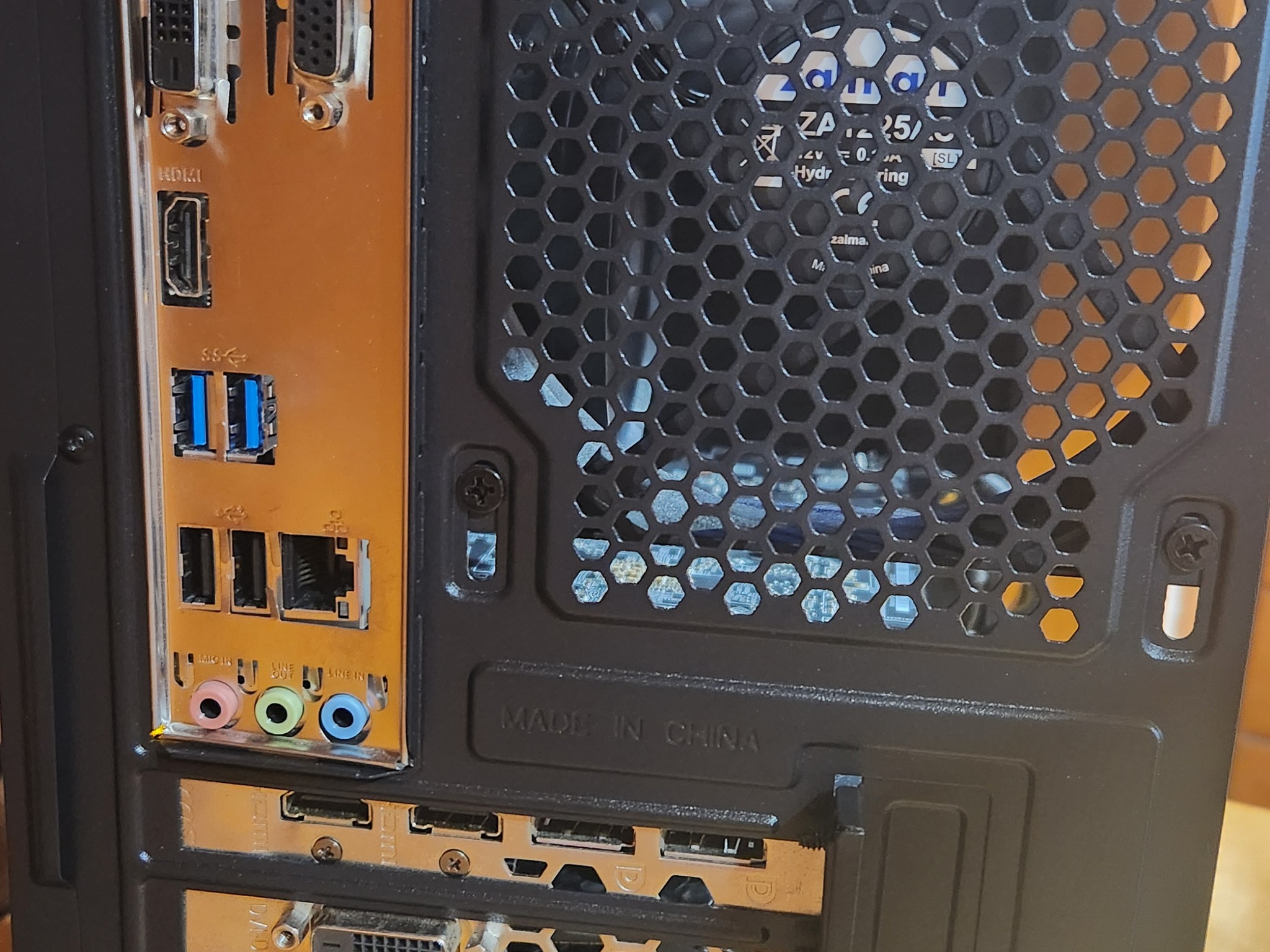 BUDGET GAMING PC Windows 11, RX 580 8GB, i5 9500, 16GB RAM, 500GB SSD