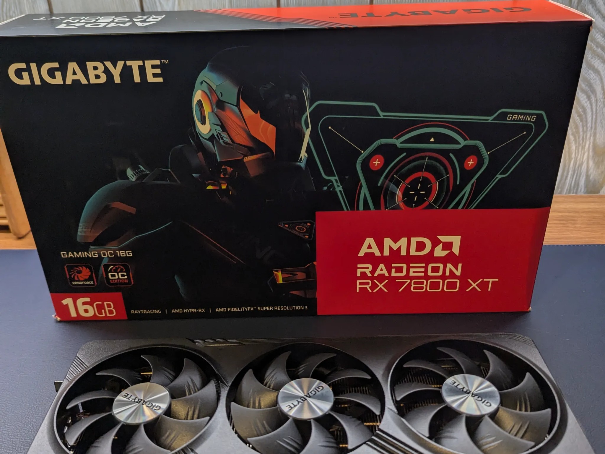 AMD RX 7800xt