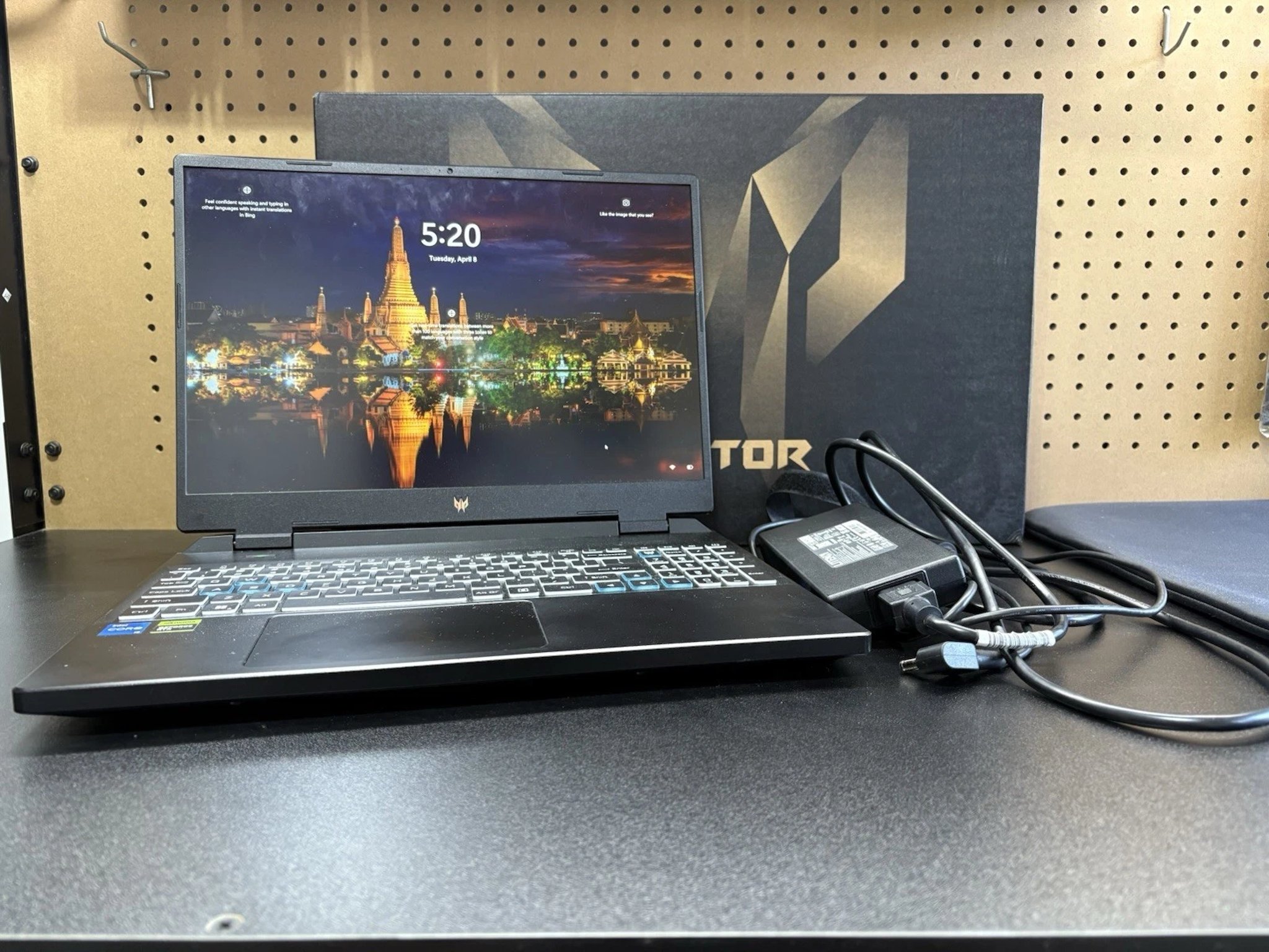 Acer Predator Helios Neo I5 13500HX | 4050 | 32GB Ram | 512GB SSD