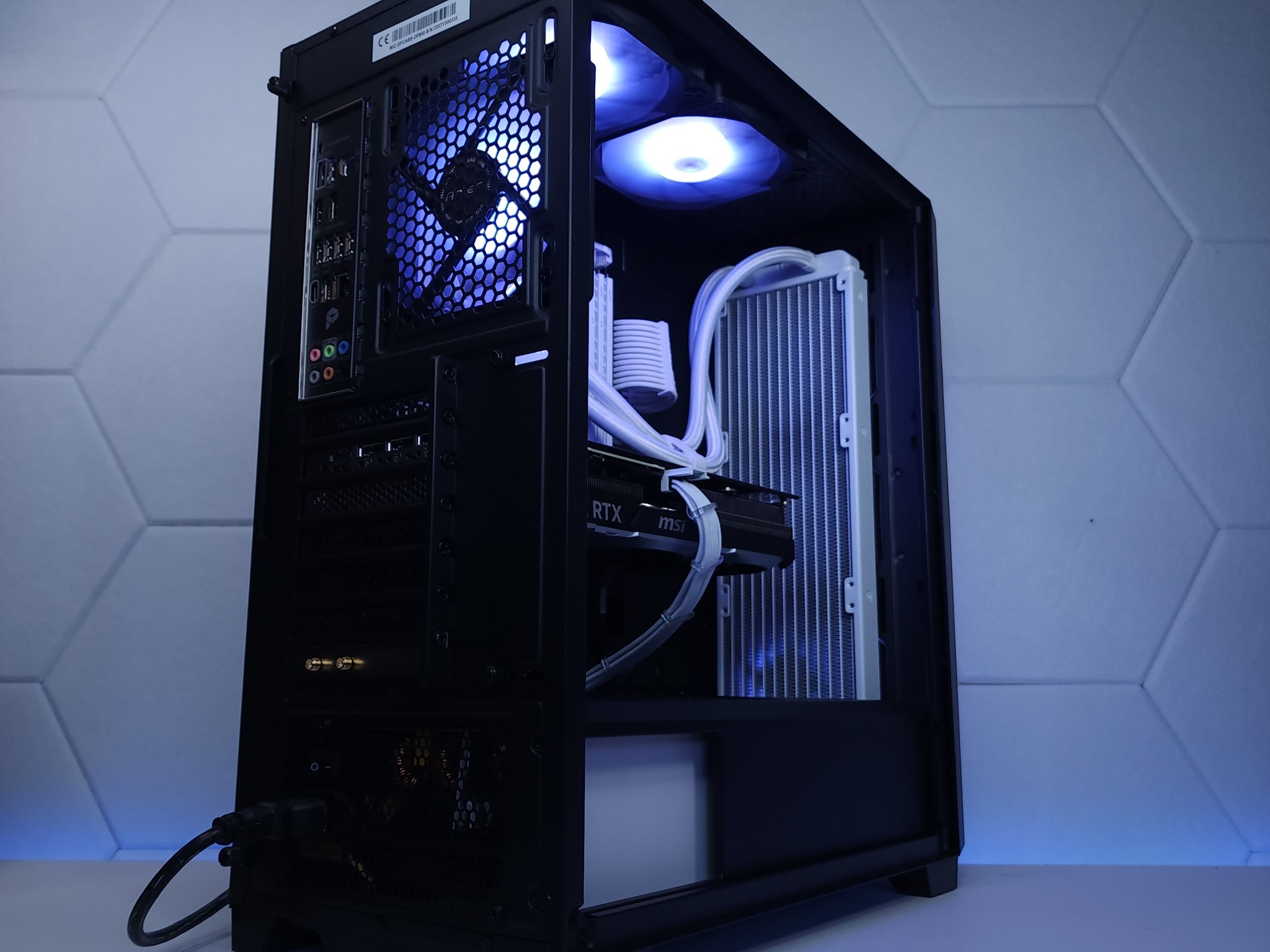 🖤🤍RTX 4070 Ti | Core i7 12700KF | 32GB 3200MHz | 1TB NVMe Gen 4