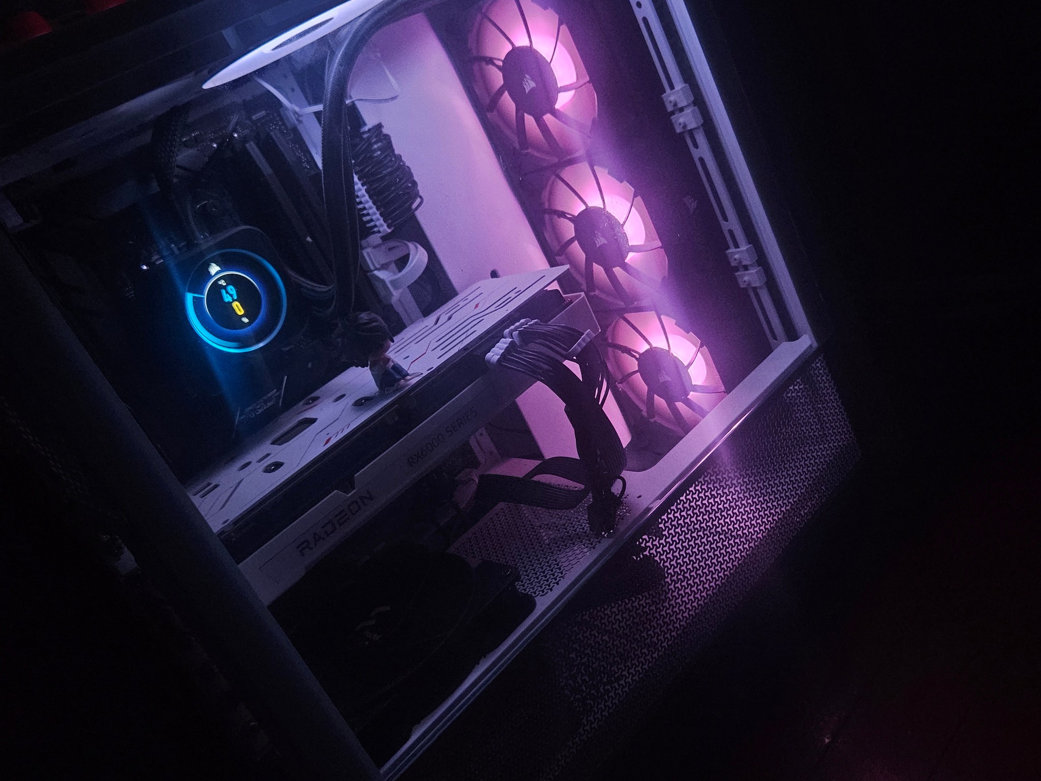 Radeon RX 6650 XT Custom Gaming PC - Ryzen 9 7900X, 32GB RAM
