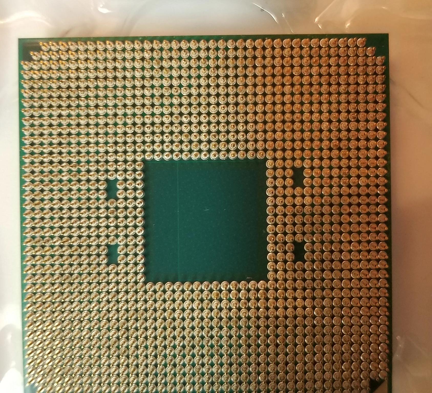 AMD Ryzen 5 3600 + Wraith Prism cooler