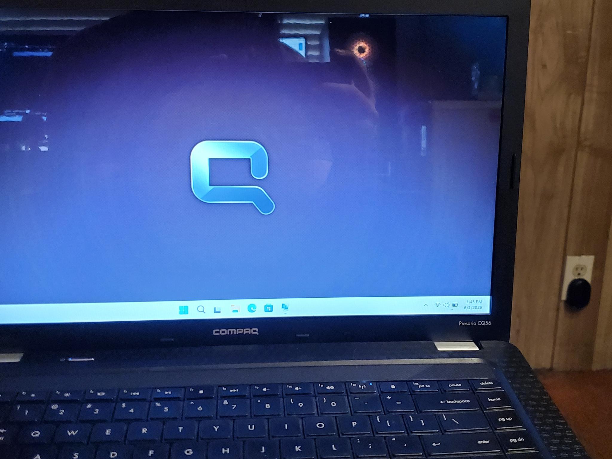 Compaq Presario CQ56 Laptop