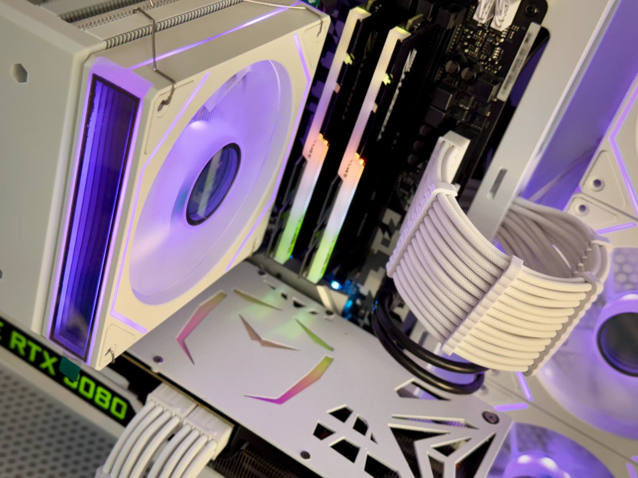 ❄️ SNOW - RTX 3080 Gaming PC ❄️