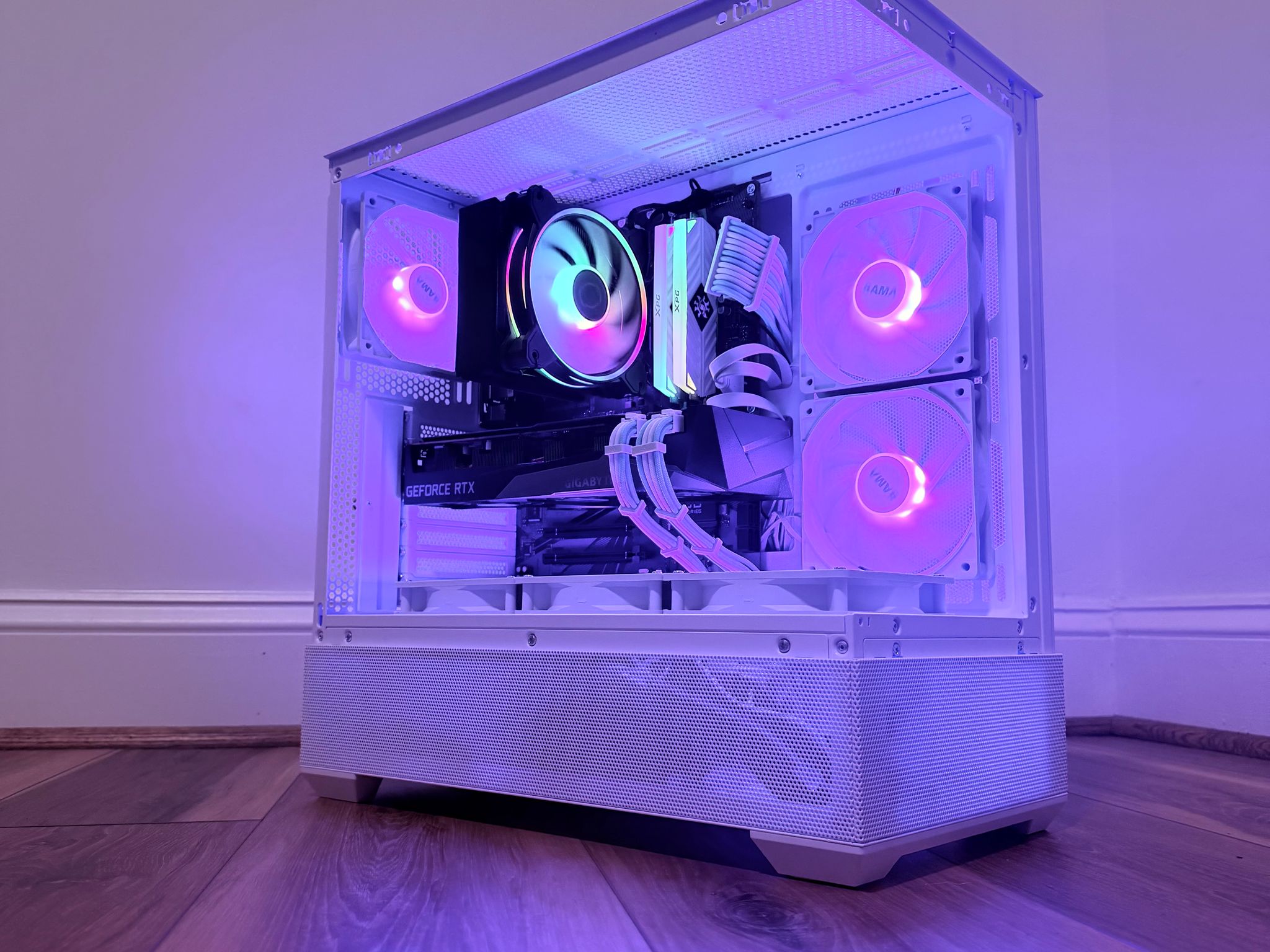 ❄️"Arctic Whisper"❄️| 1080/1440p Gaming | Intel i7 12700K | RTX 3070 | 32GB RAM | 512GB Storage