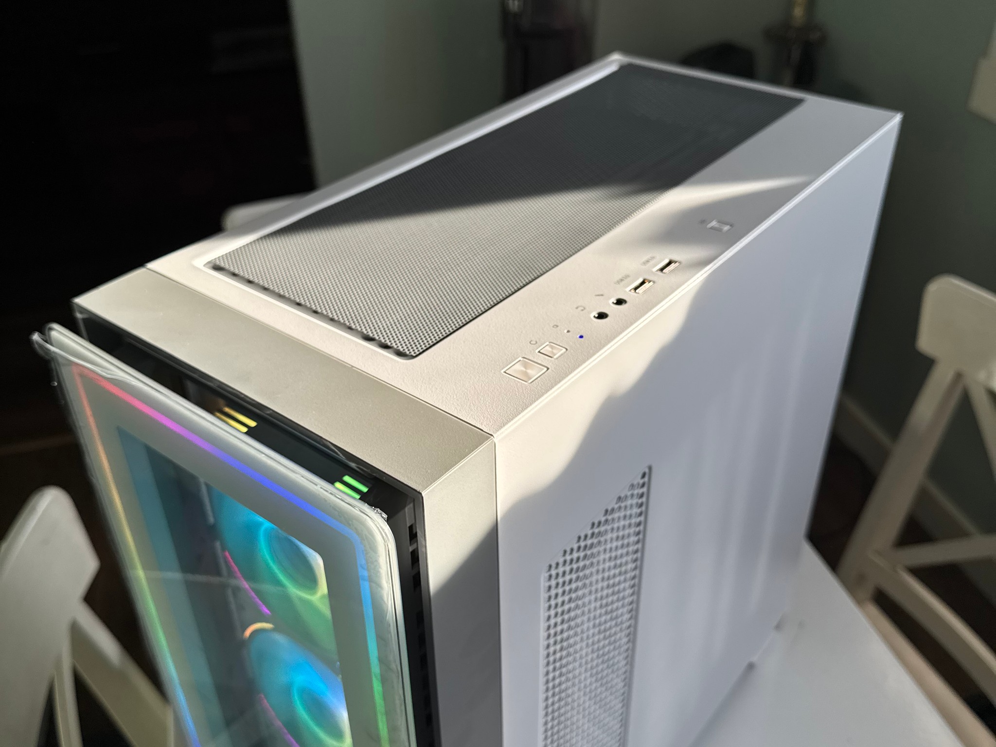 Whiteout Storm | Custom Gaming PC | 3060 TI - R5 5500 - 16GB Ram - 512 NVme