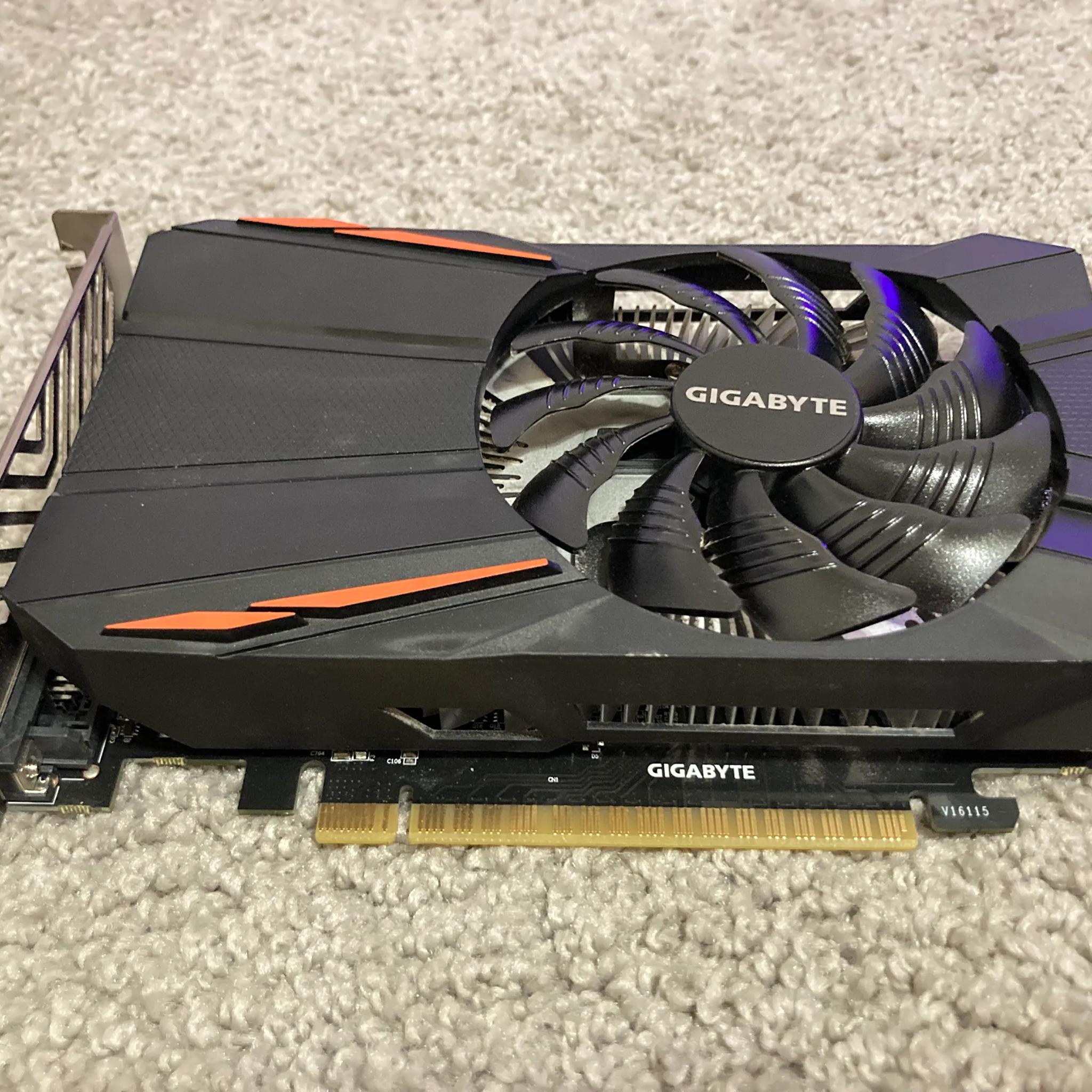 GIGABYTE GTX 1050ti Gaming Graphics