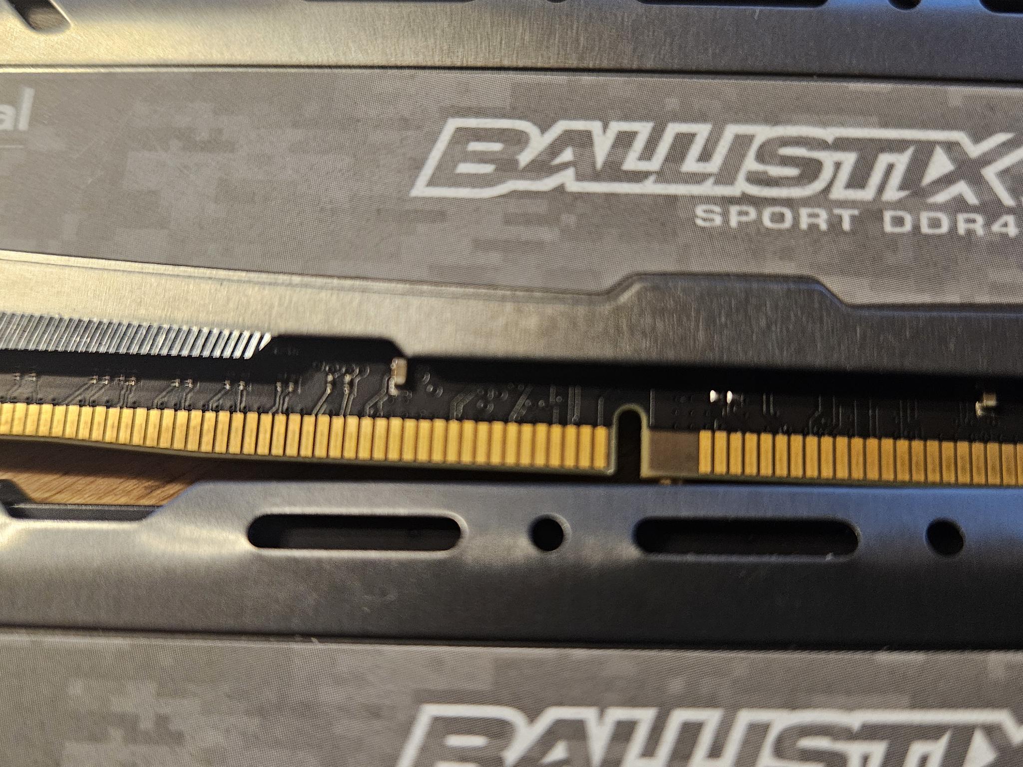 Crucial ballistix 32gb 2400mhz ddr4