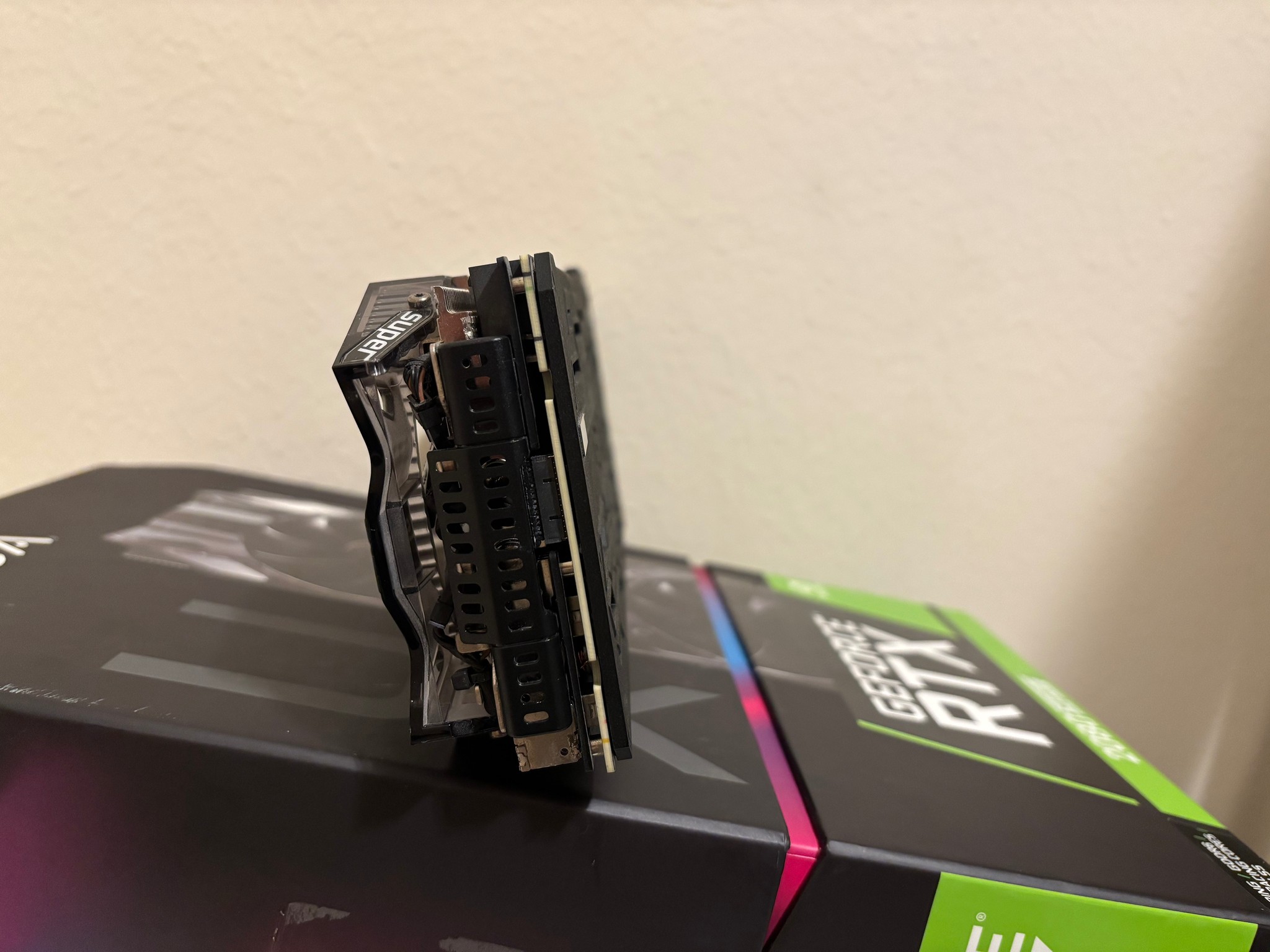 EVGA GeForce RTX 2080 SUPER BLACK GAMING 08G-P4-3081-KR 8GB GDDR6