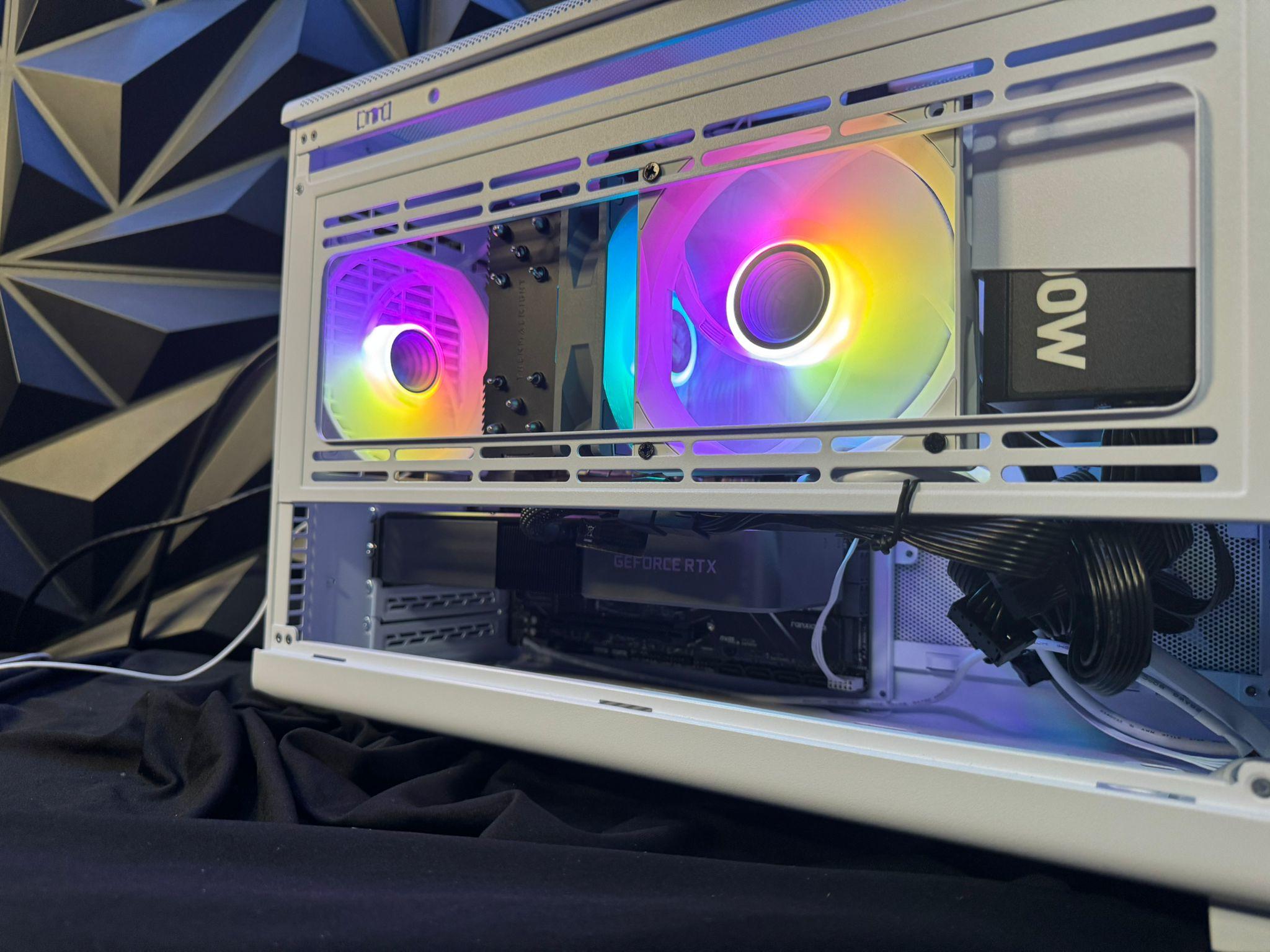 🌲 White Woody ❄️ Ryzen 5 9600X| RTX 3070| 32 GB DDR5 | 2 TB NVMe