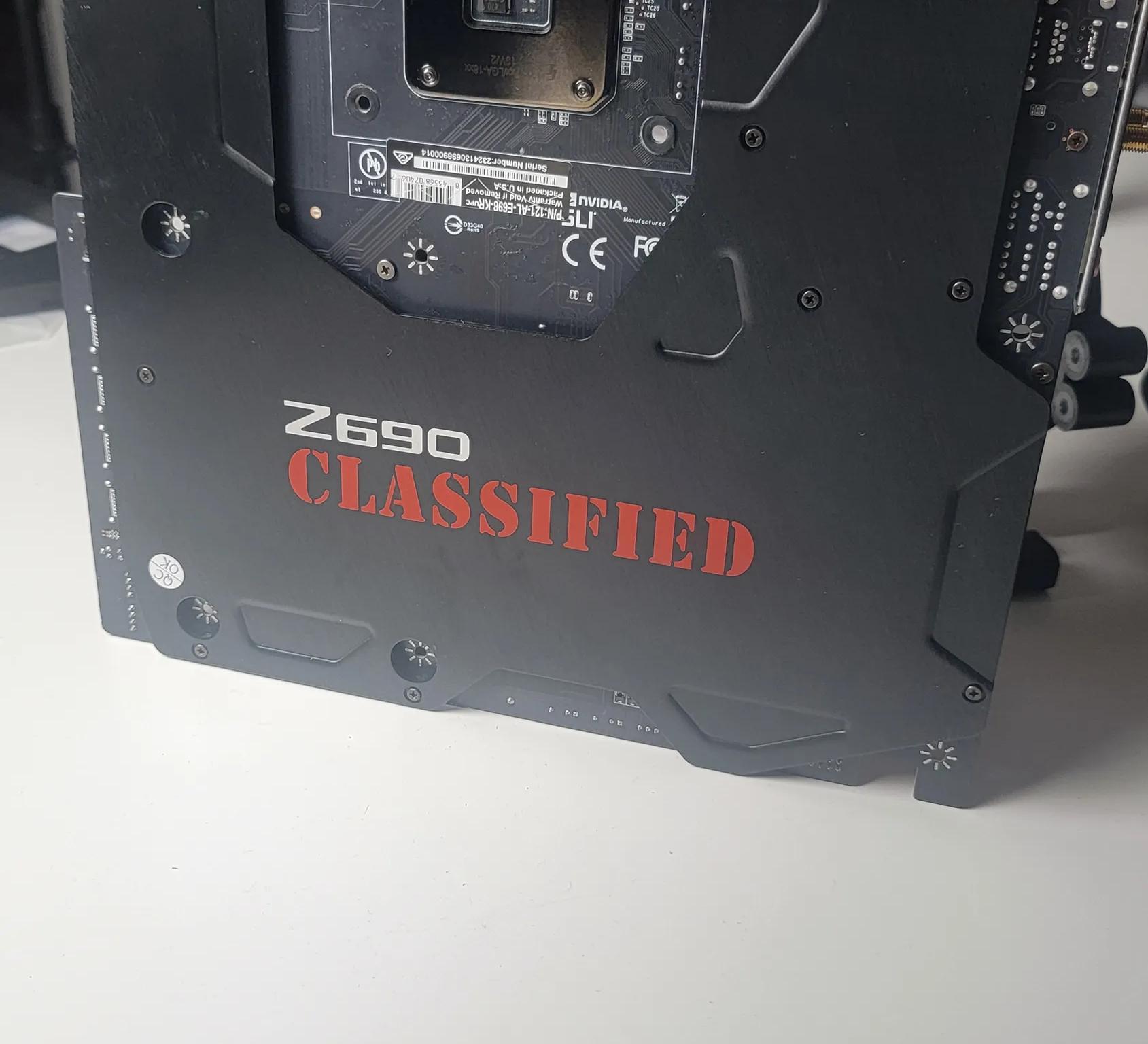 EVGA Z690 Classified 121-AL-E698-KR