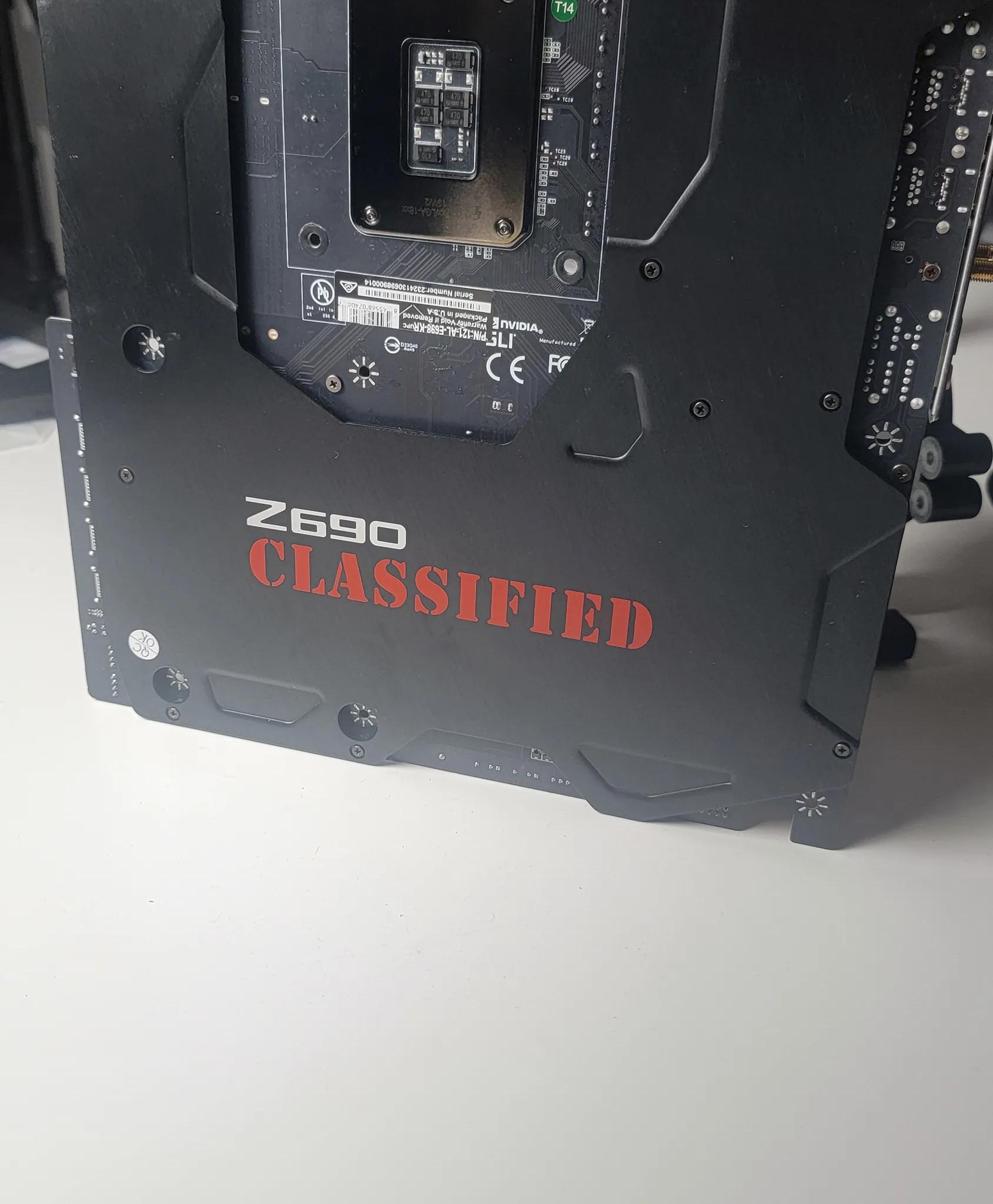 EVGA Z690 Classified 121-AL-E698-KR