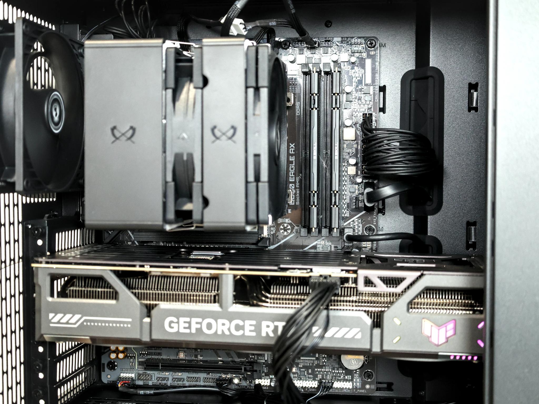 Fractal North 9600X+5070 1440P/4K Build
