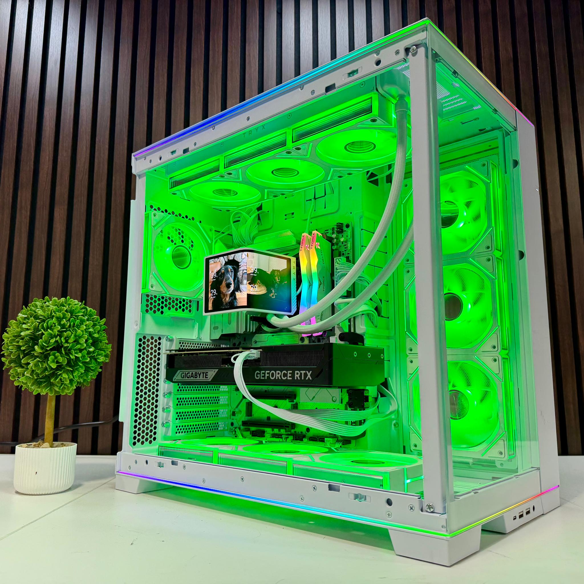 RTX 5070 TI | Ryzen 9800X3D | 64GB DDR5 | 2TB M.2 | 1000 Watt Gold PSU | Tryx LCD AIO