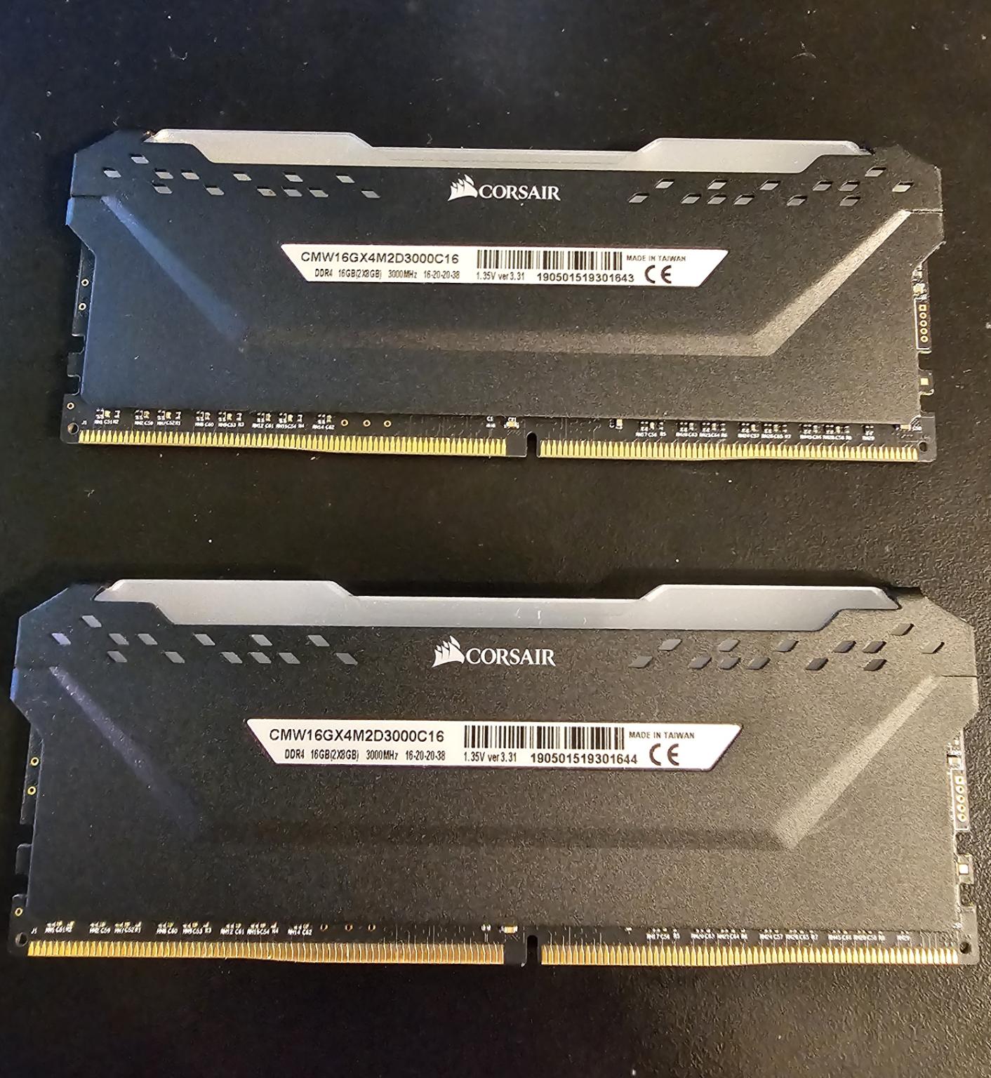 Corsair Vengeance RGB Pro 16GB (2 X 8GB) 3000MHz DDR4
