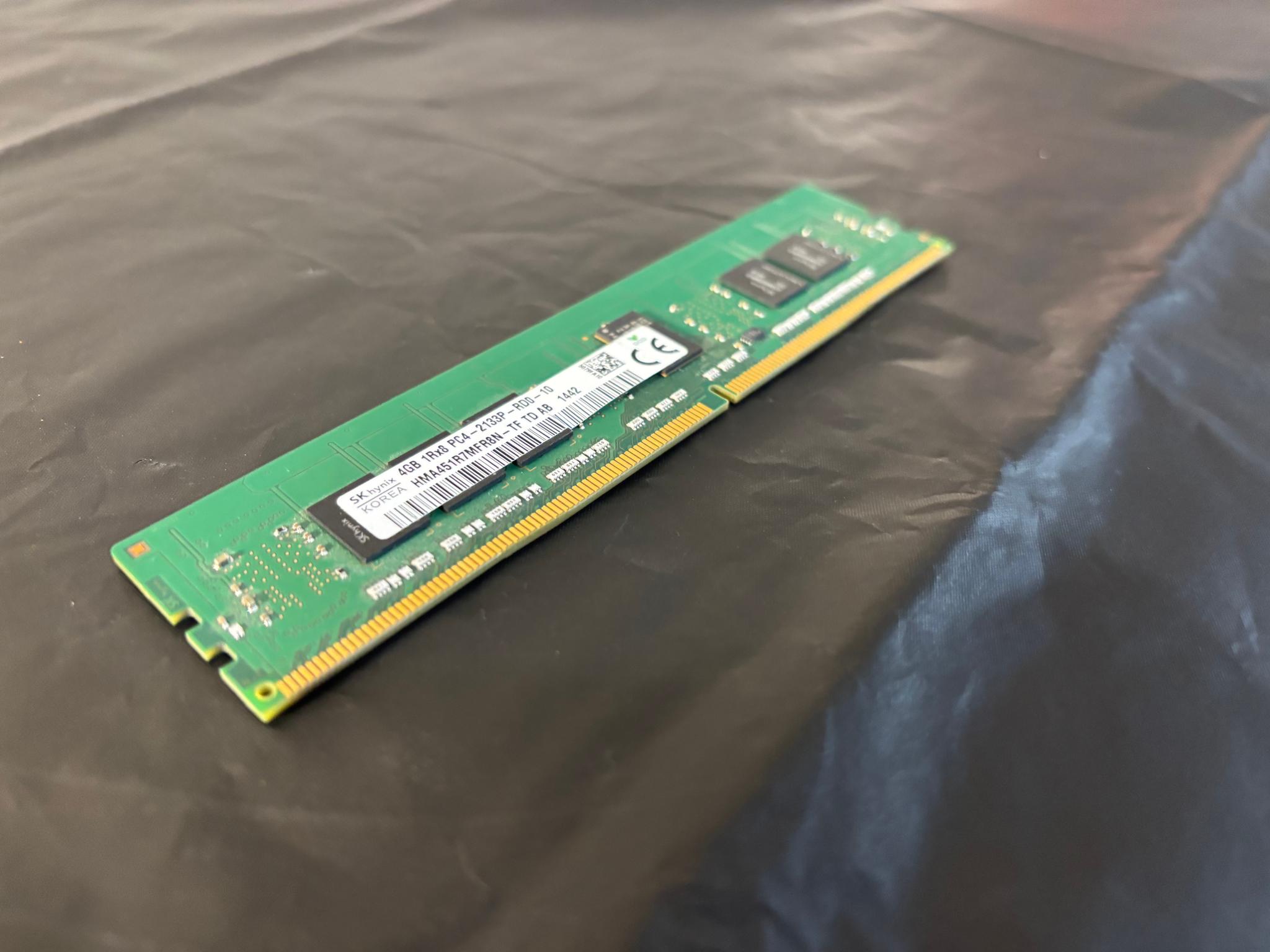 (4 PIECE) 4gb DDR4 Ram Sticks - Mixed Speeds/Brands