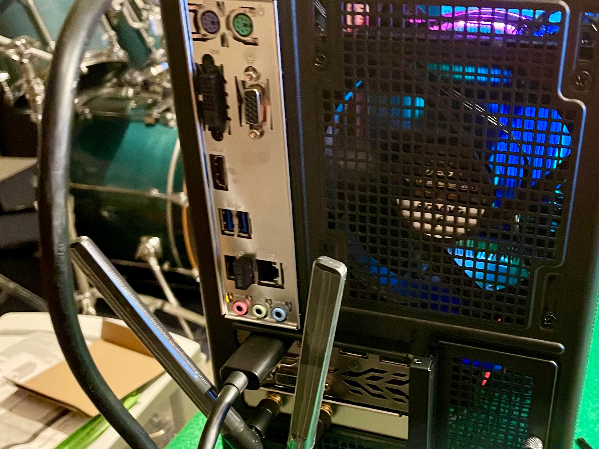 Blast From The Past!  GTX 1070 | i5-9600 | 16 GB DDR4 | WiFi 6 + BT 5.2 | Type C 3.2 Gen 2 (10 Gbps)